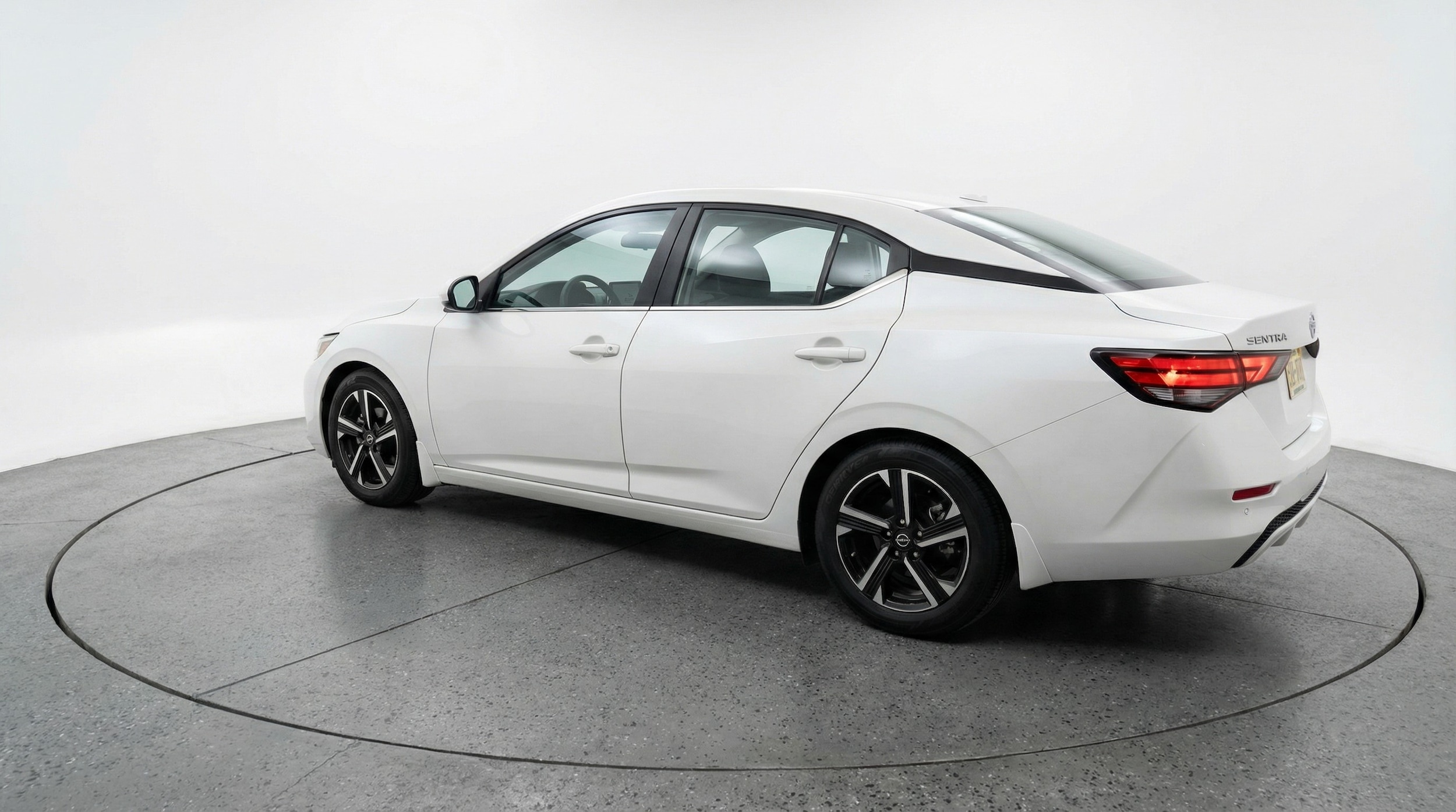 Thumbnail: 2025 Nissan Sentra - 5