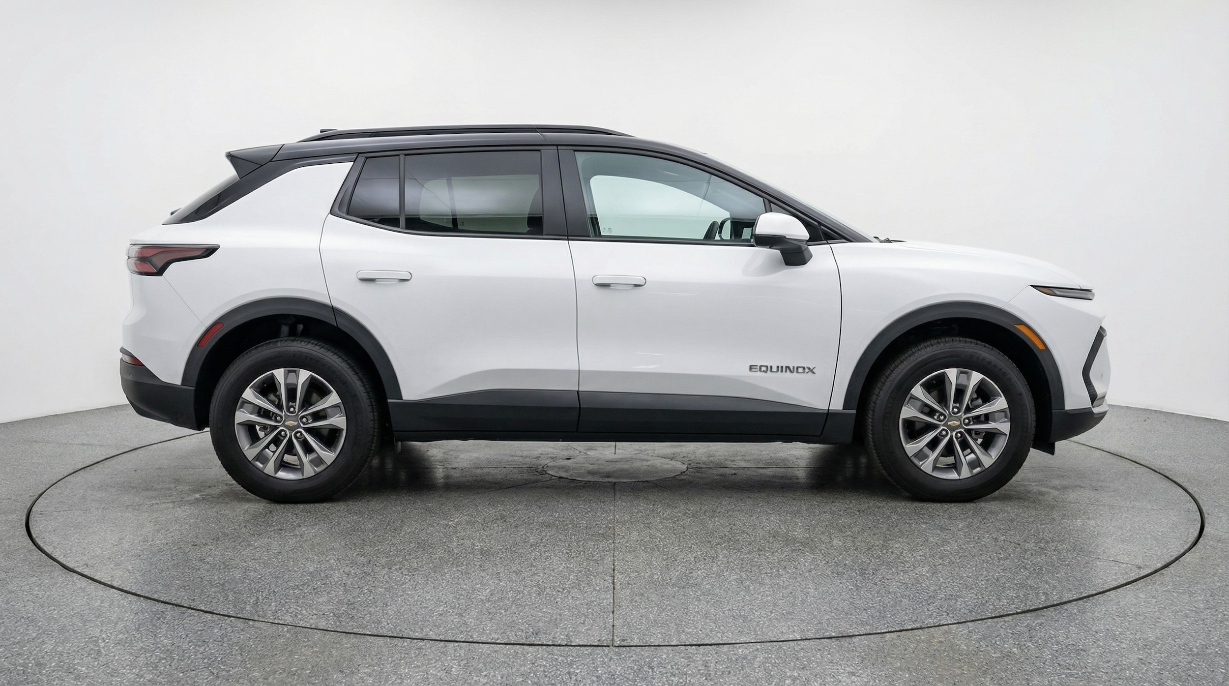 Thumbnail: 2025 Chevrolet Equinox - 8
