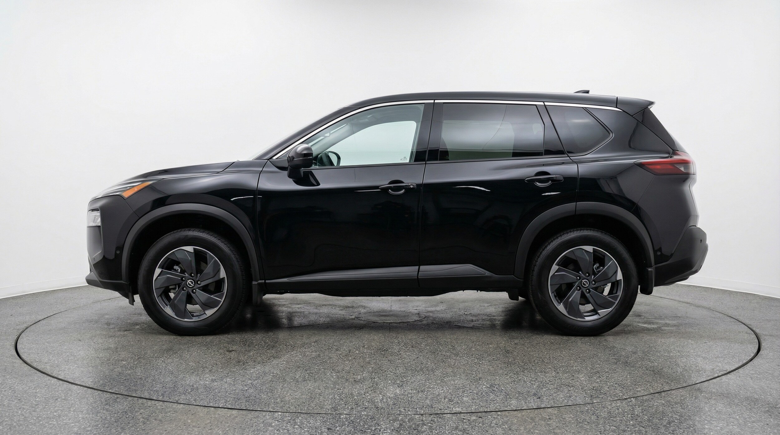 Thumbnail: 2025 Nissan Rogue - 4