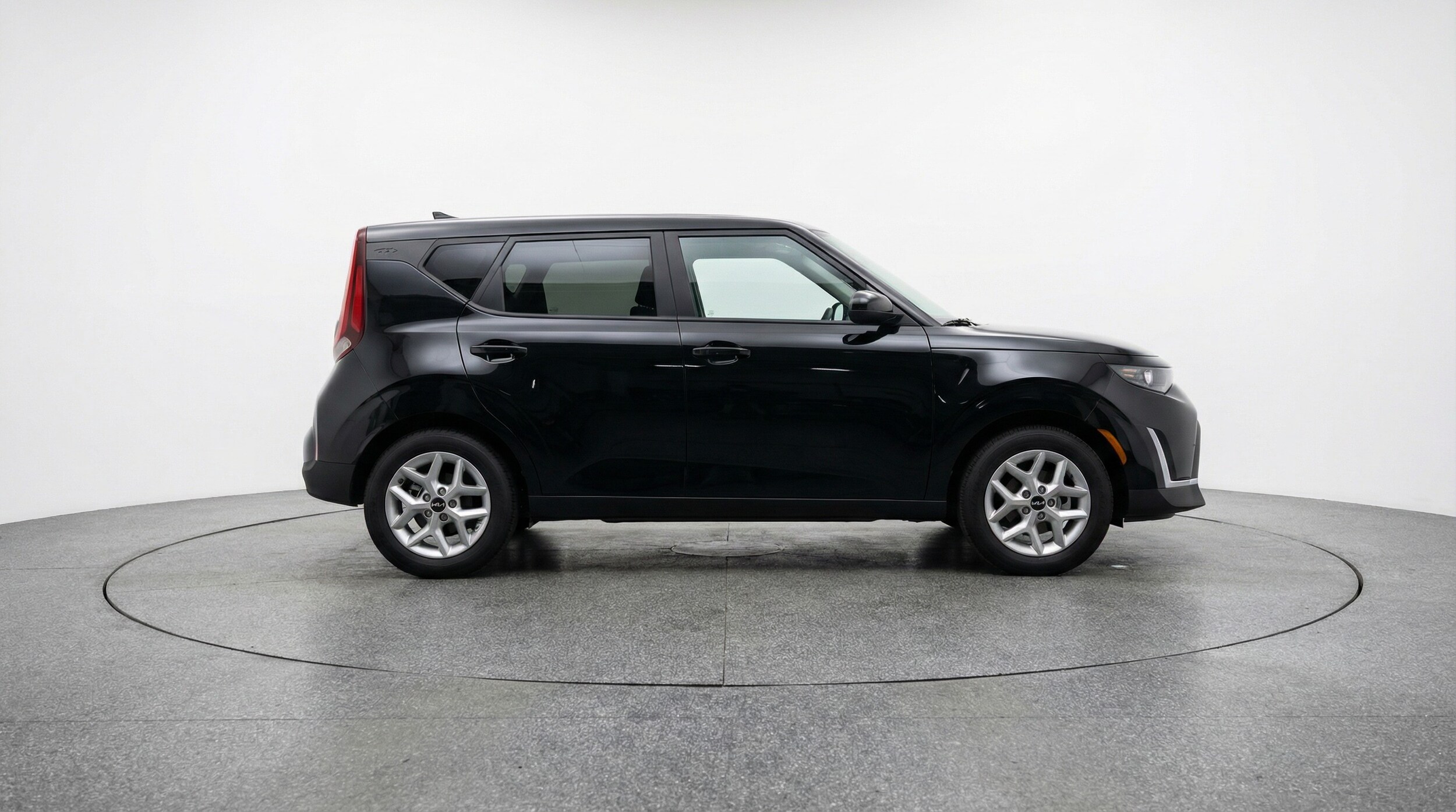 Thumbnail: 2025 Kia Soul - 8