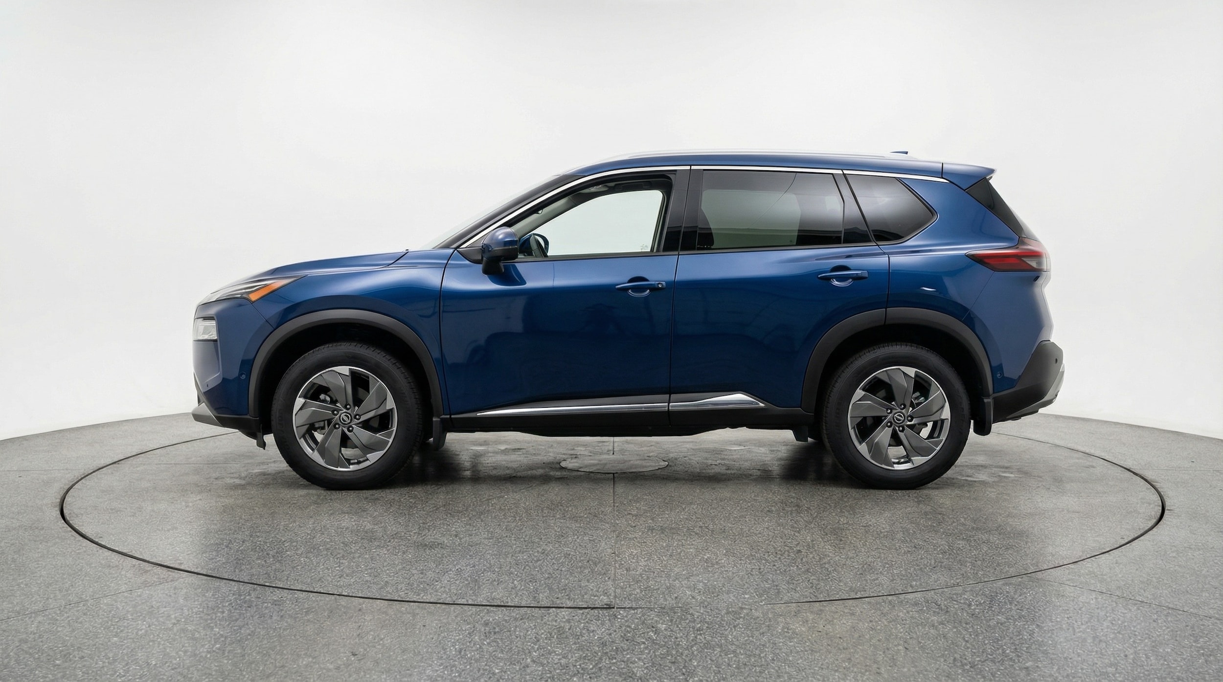 Thumbnail: 2025 Nissan Rogue - 4