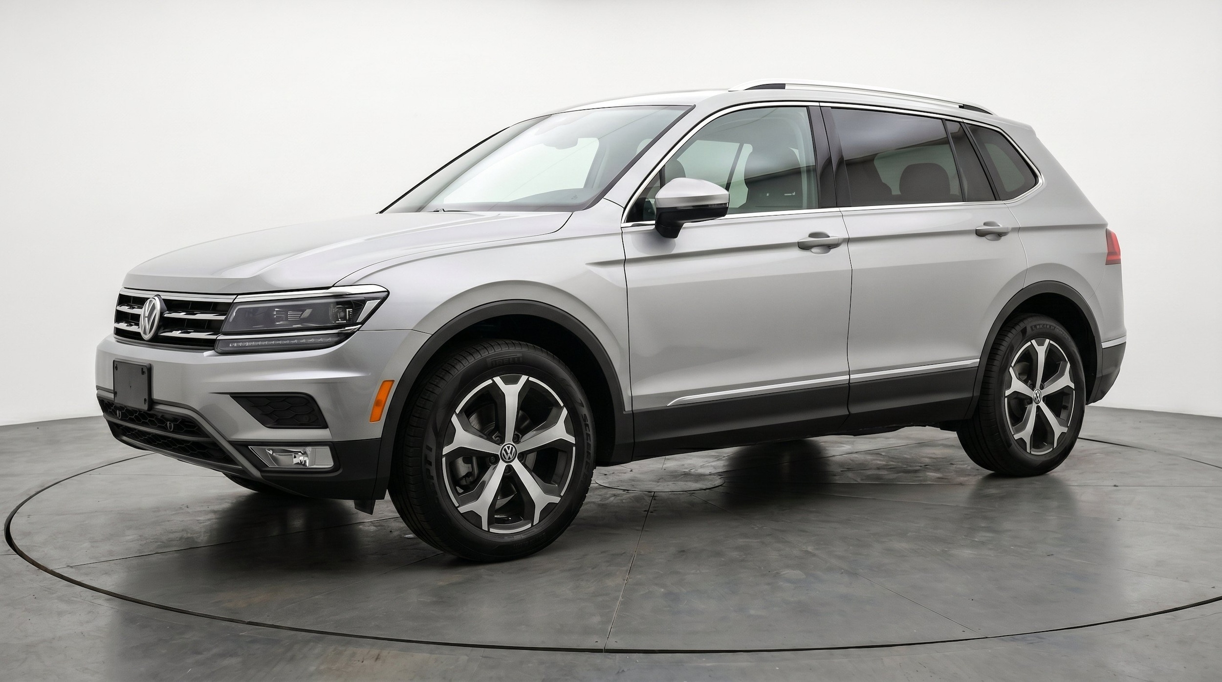Thumbnail: 2026 Volkswagen Tiguan - 3