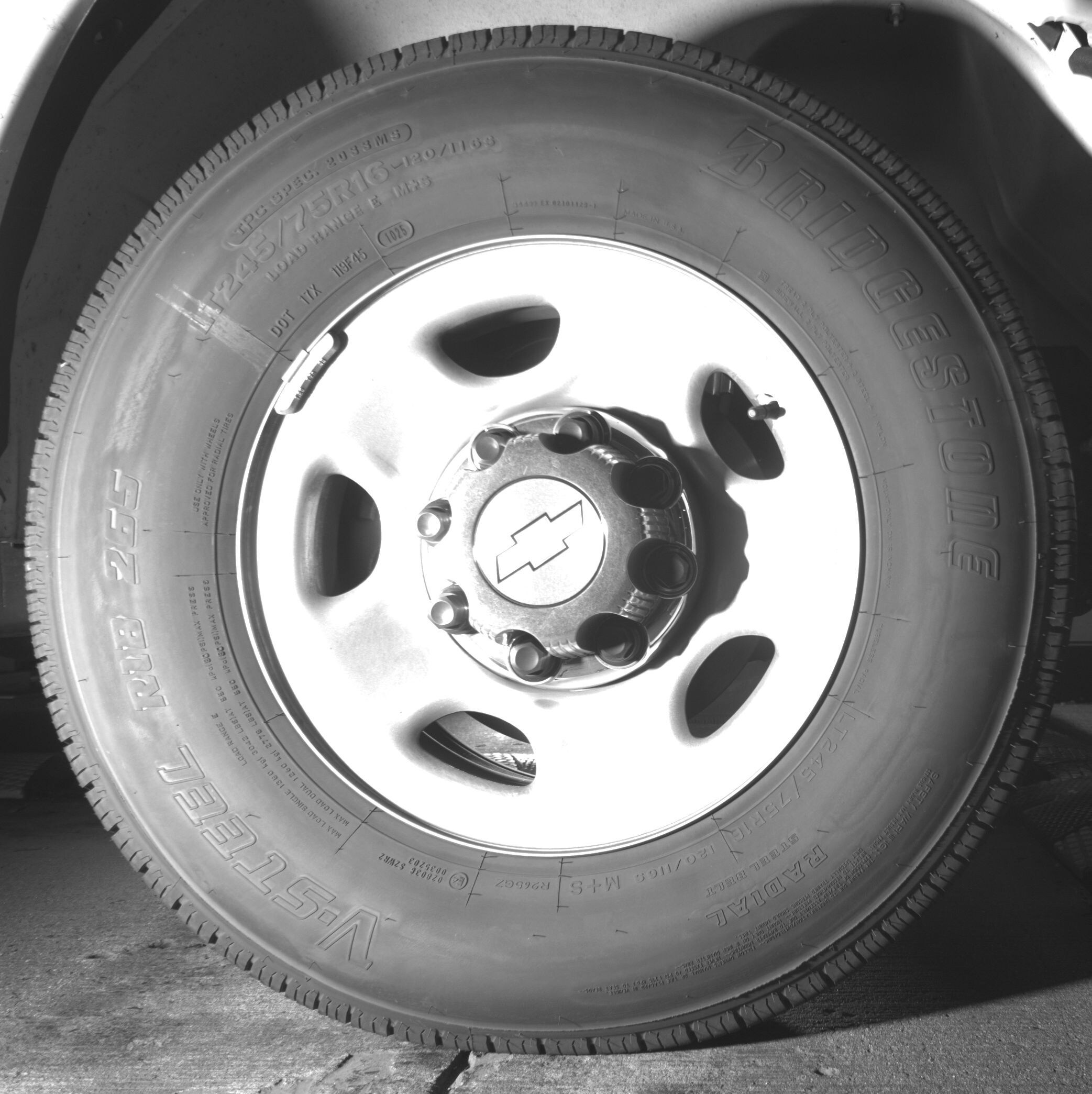 Thumbnail: 2025 Chevrolet Express - 10