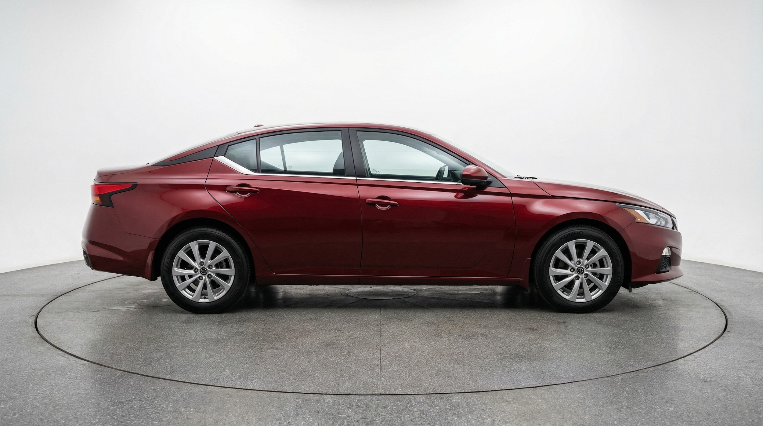 Thumbnail: 2025 Nissan Altima - 8