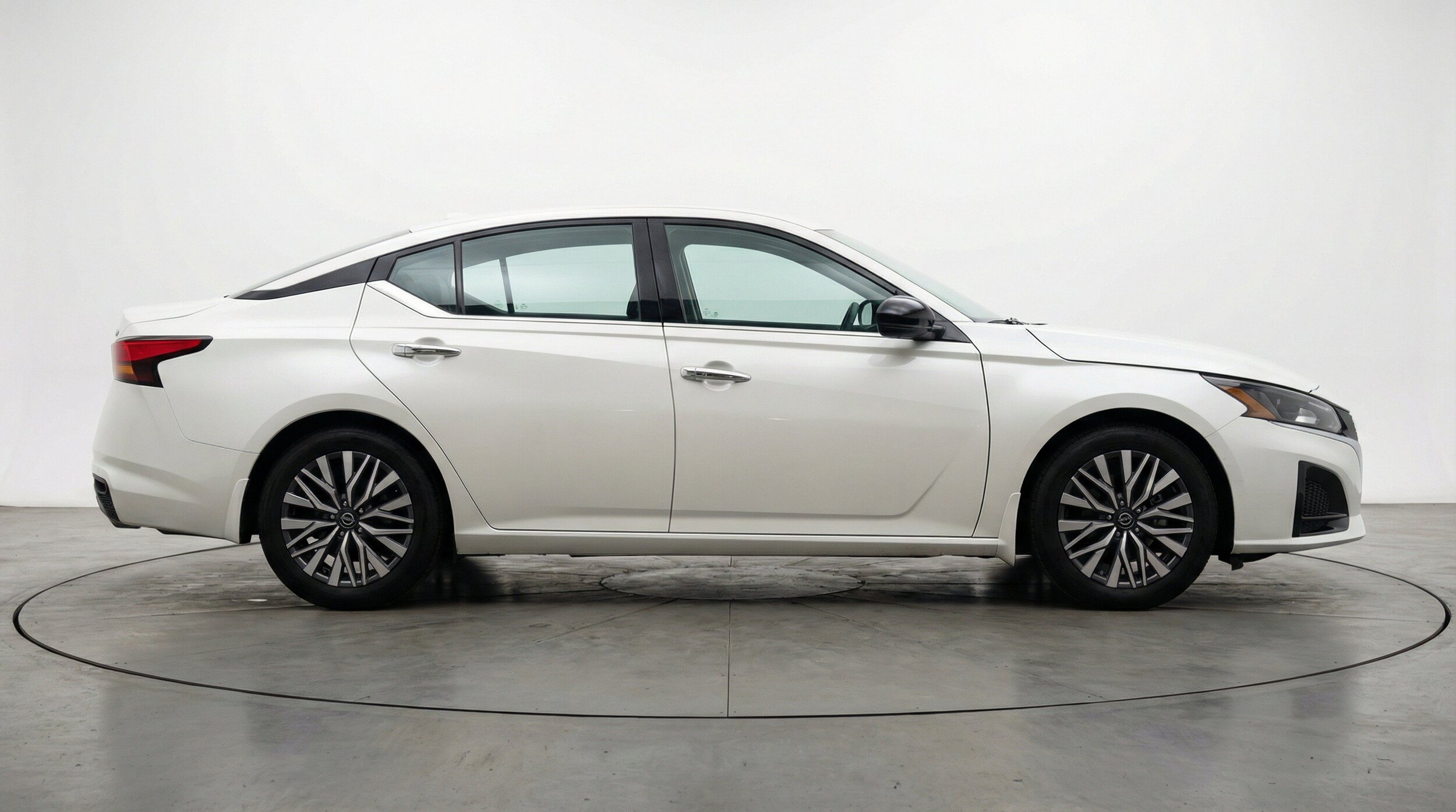 Thumbnail: 2025 Nissan Altima - 11