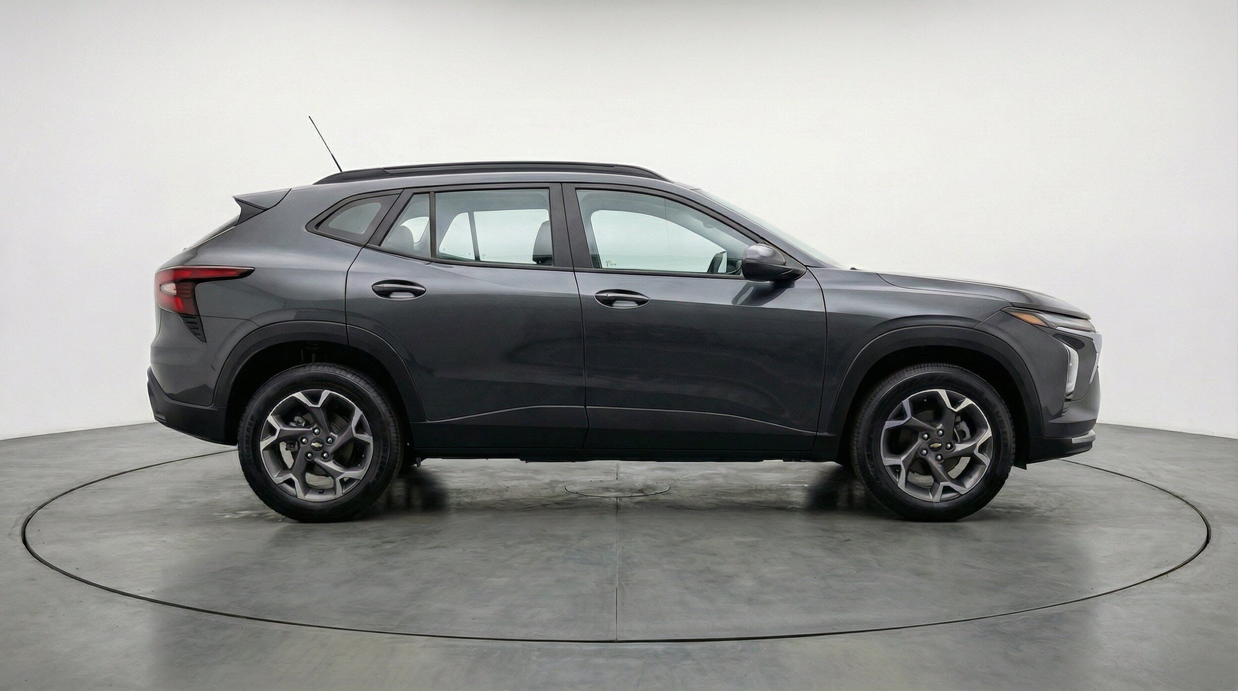 Thumbnail: 2025 Chevrolet Trax - 11