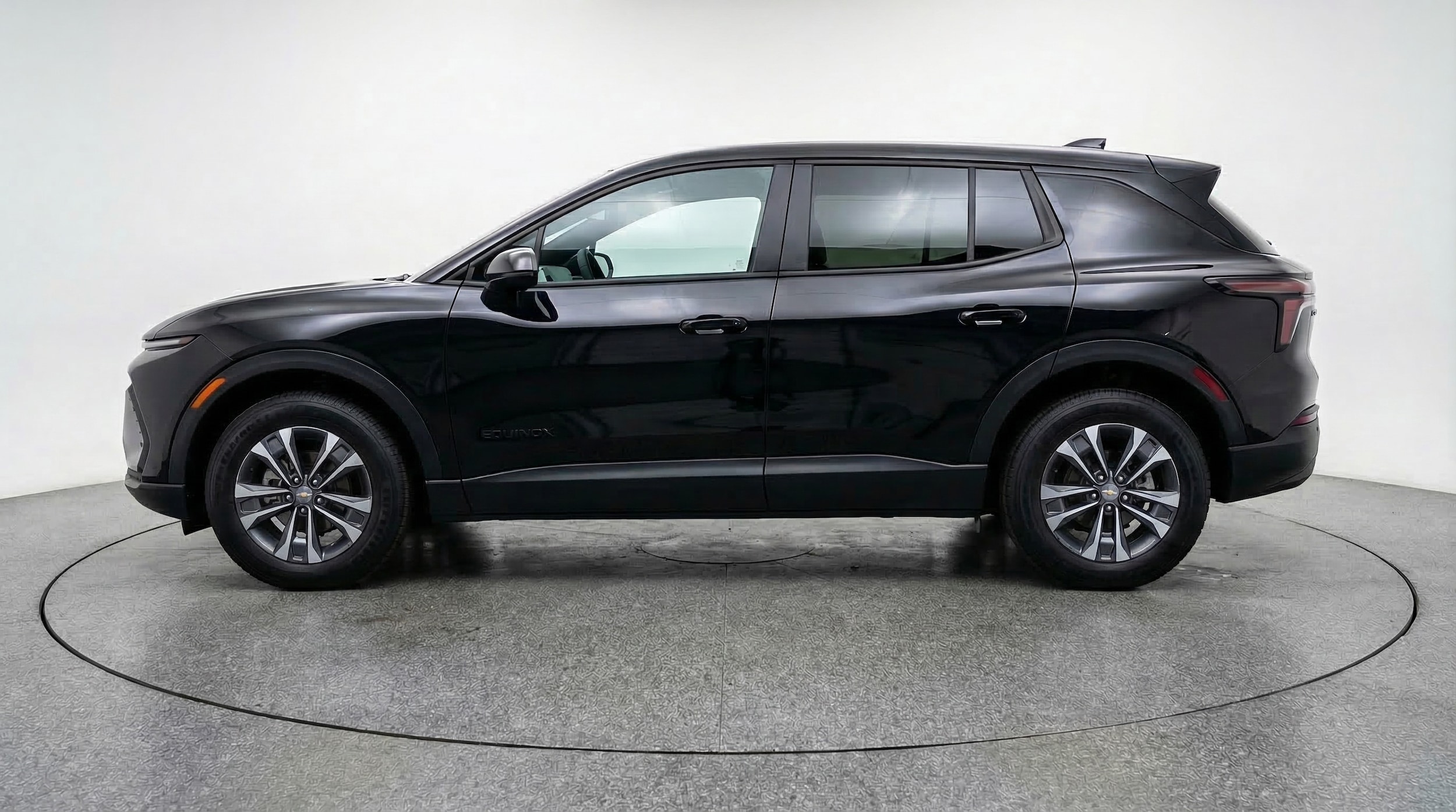 Thumbnail: 2025 Chevrolet Equinox - 4