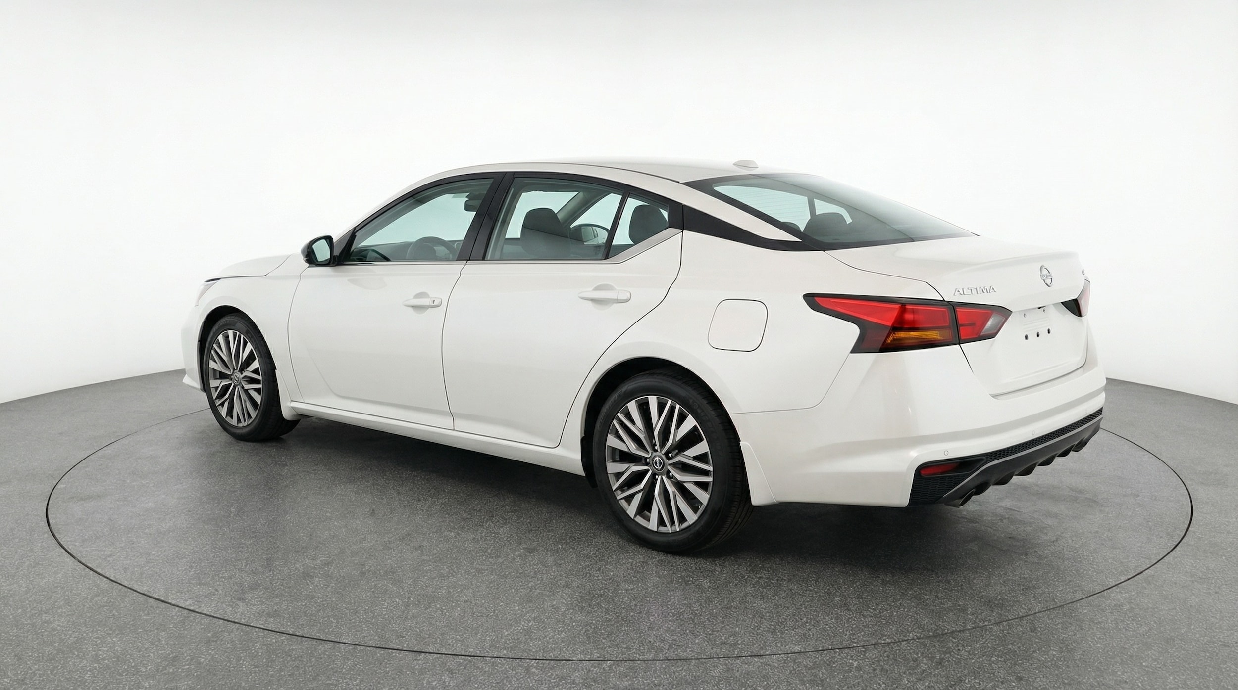 Thumbnail: 2025 Nissan Altima - 5