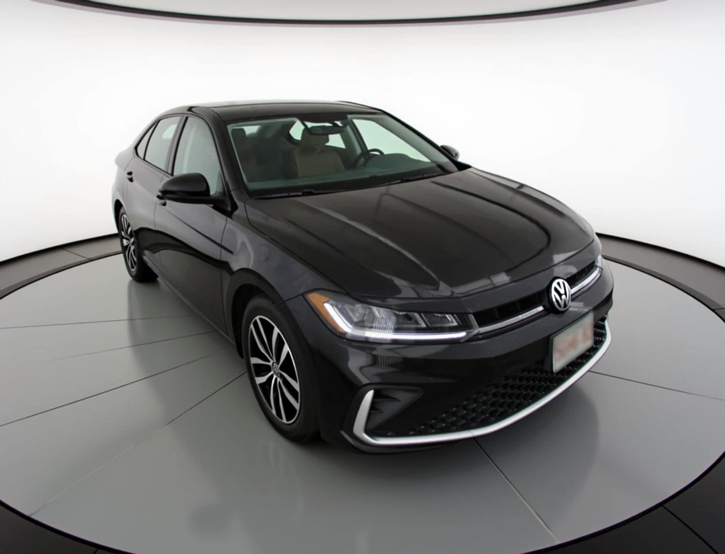 Thumbnail: 2025 Volkswagen Jetta - 1