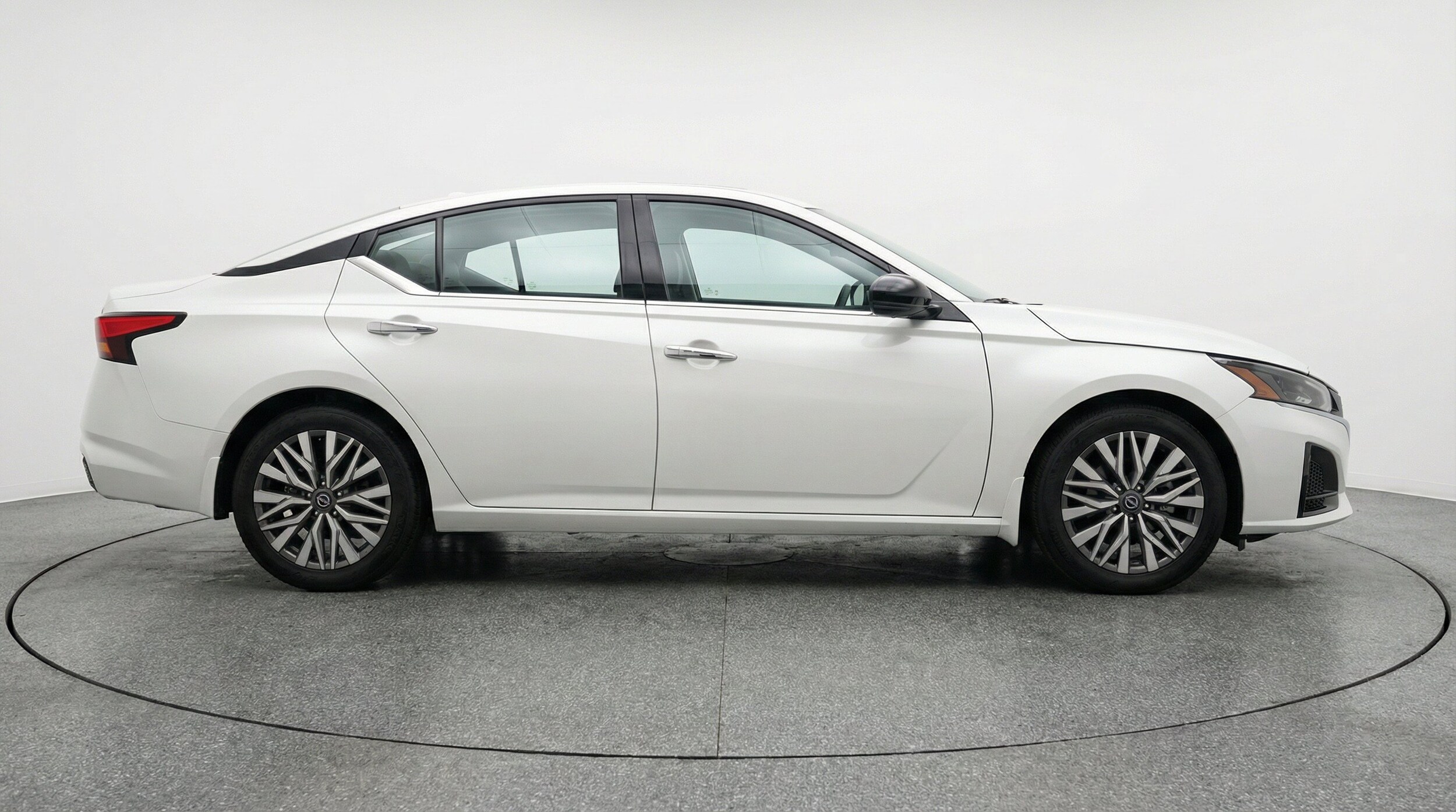 Thumbnail: 2025 Nissan Altima - 11
