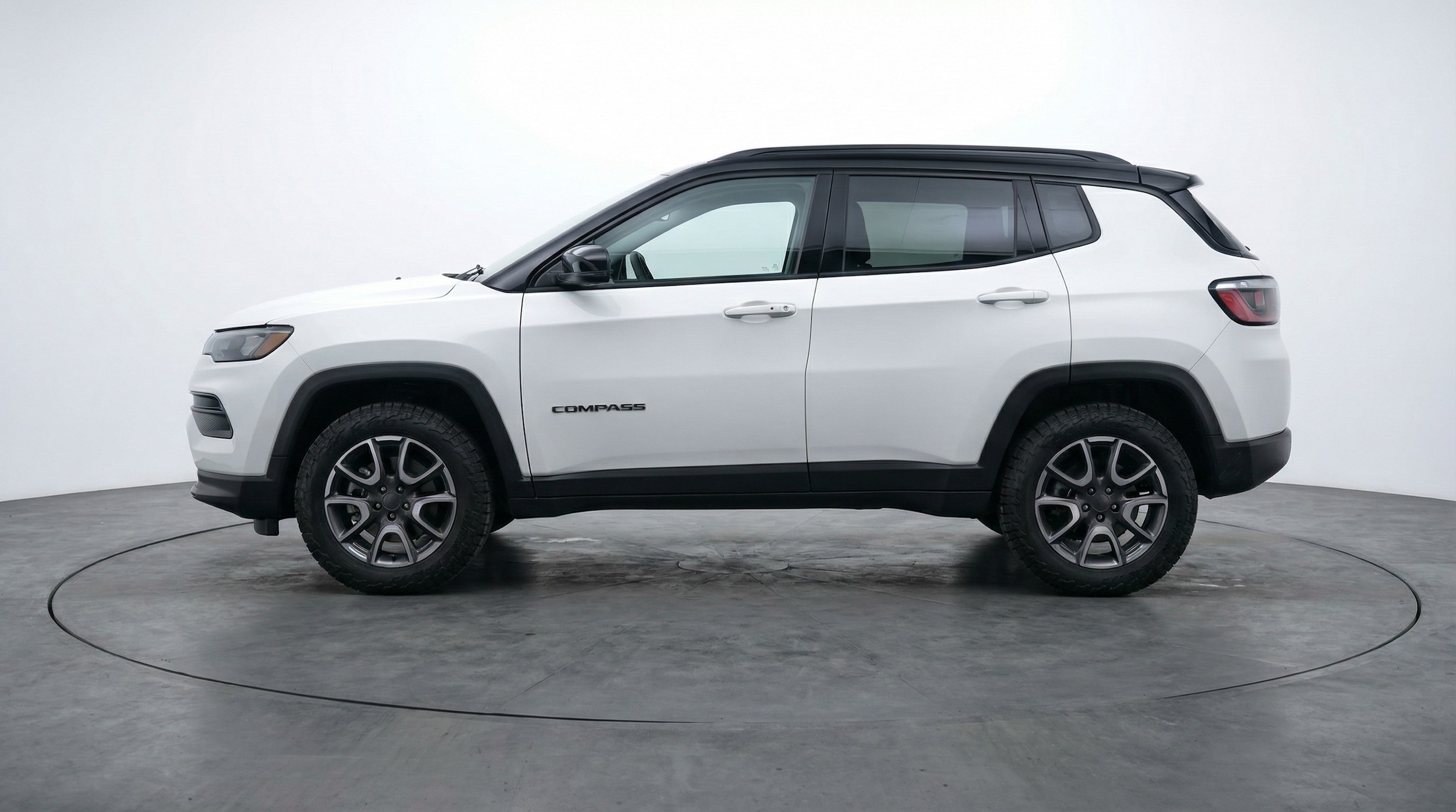 Thumbnail: 2025 Jeep Compass - 4