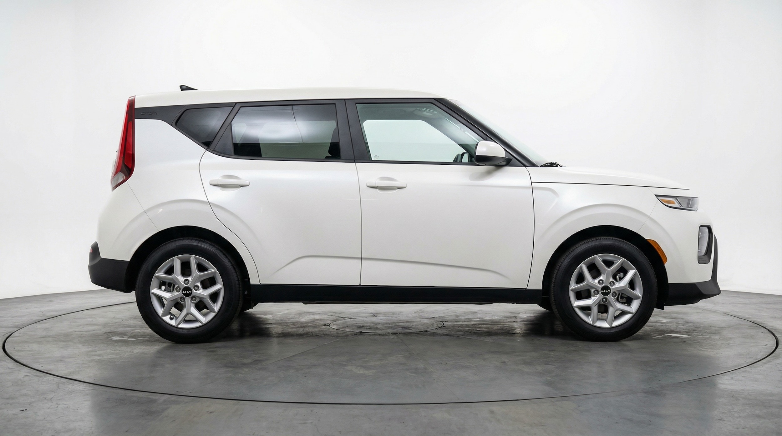 Thumbnail: 2025 Kia Soul - 8