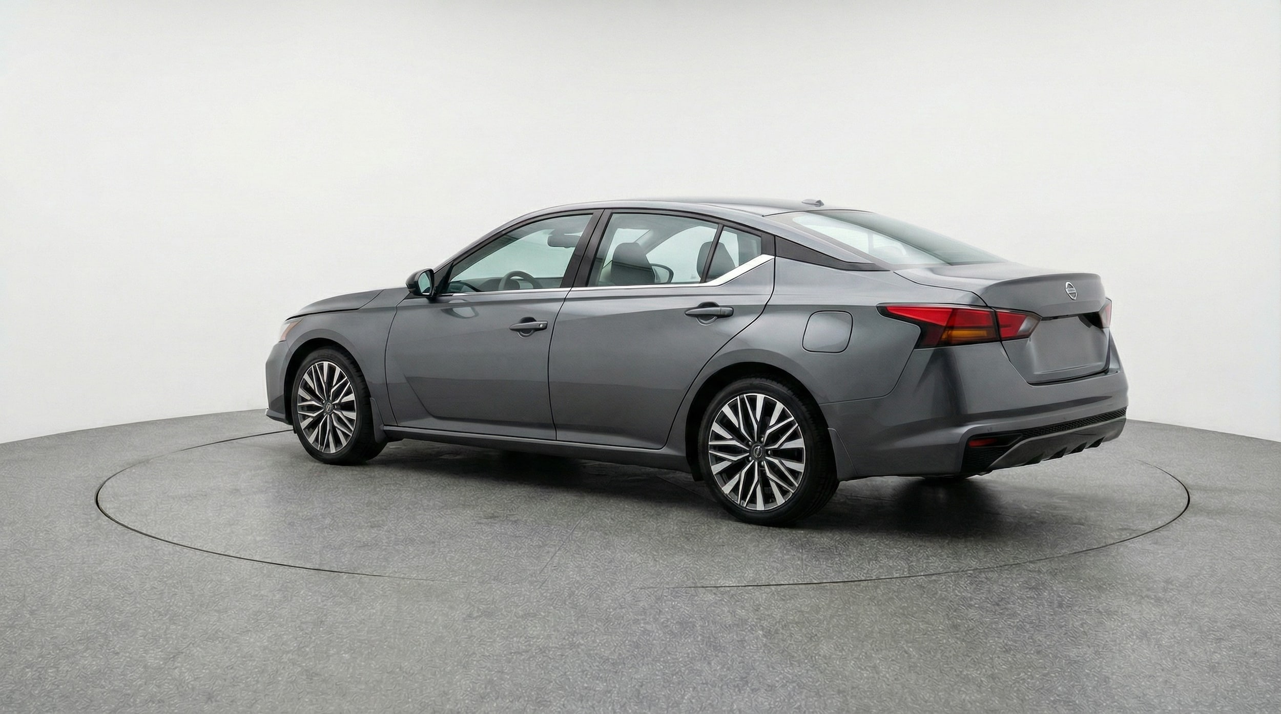 Thumbnail: 2025 Nissan Altima - 5