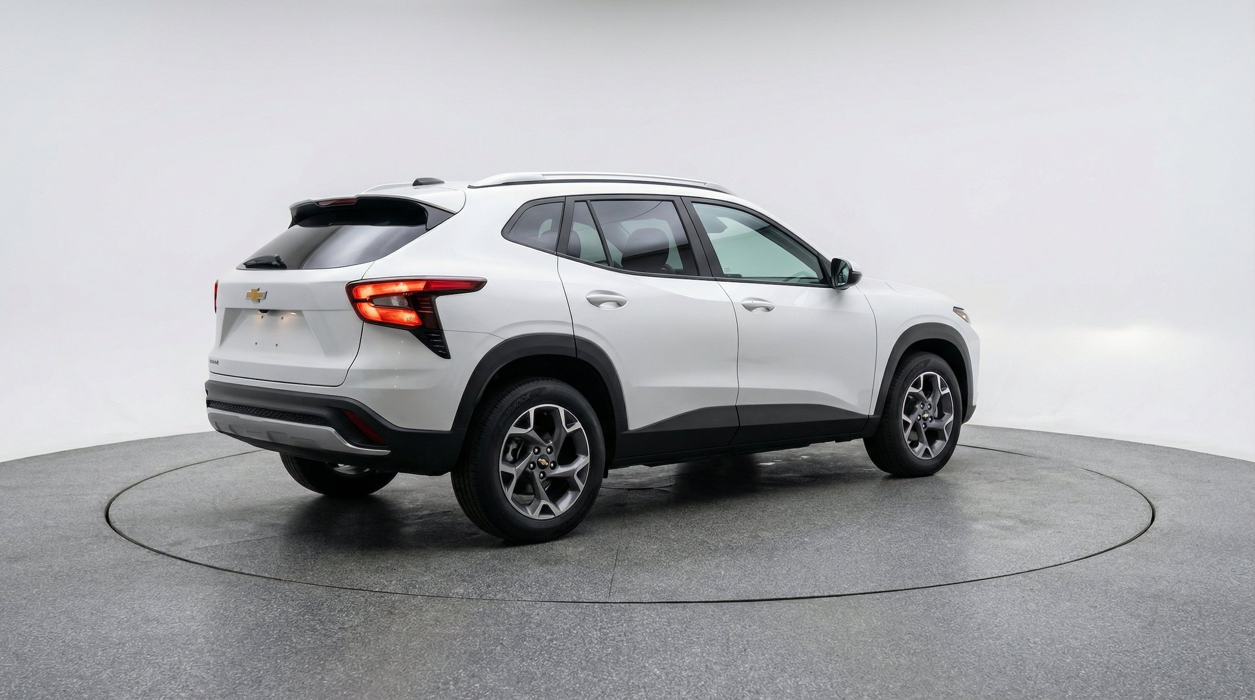 Thumbnail: 2025 Chevrolet Trax - 9