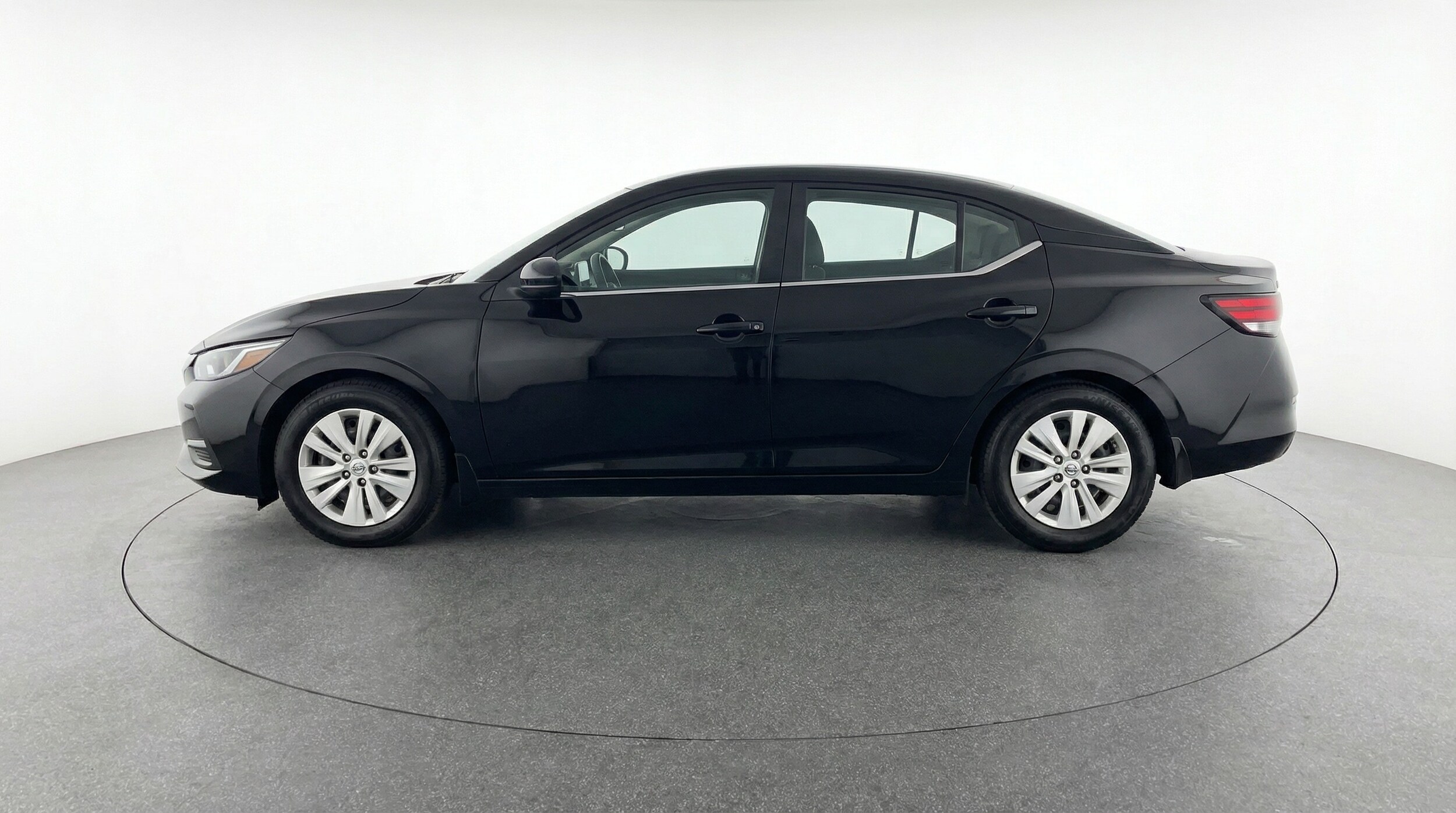 Thumbnail: 2025 Nissan Sentra - 4