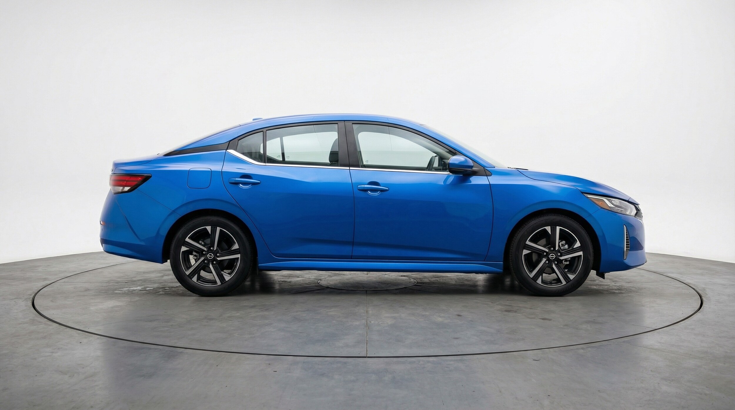 Thumbnail: 2025 Nissan Sentra - 8