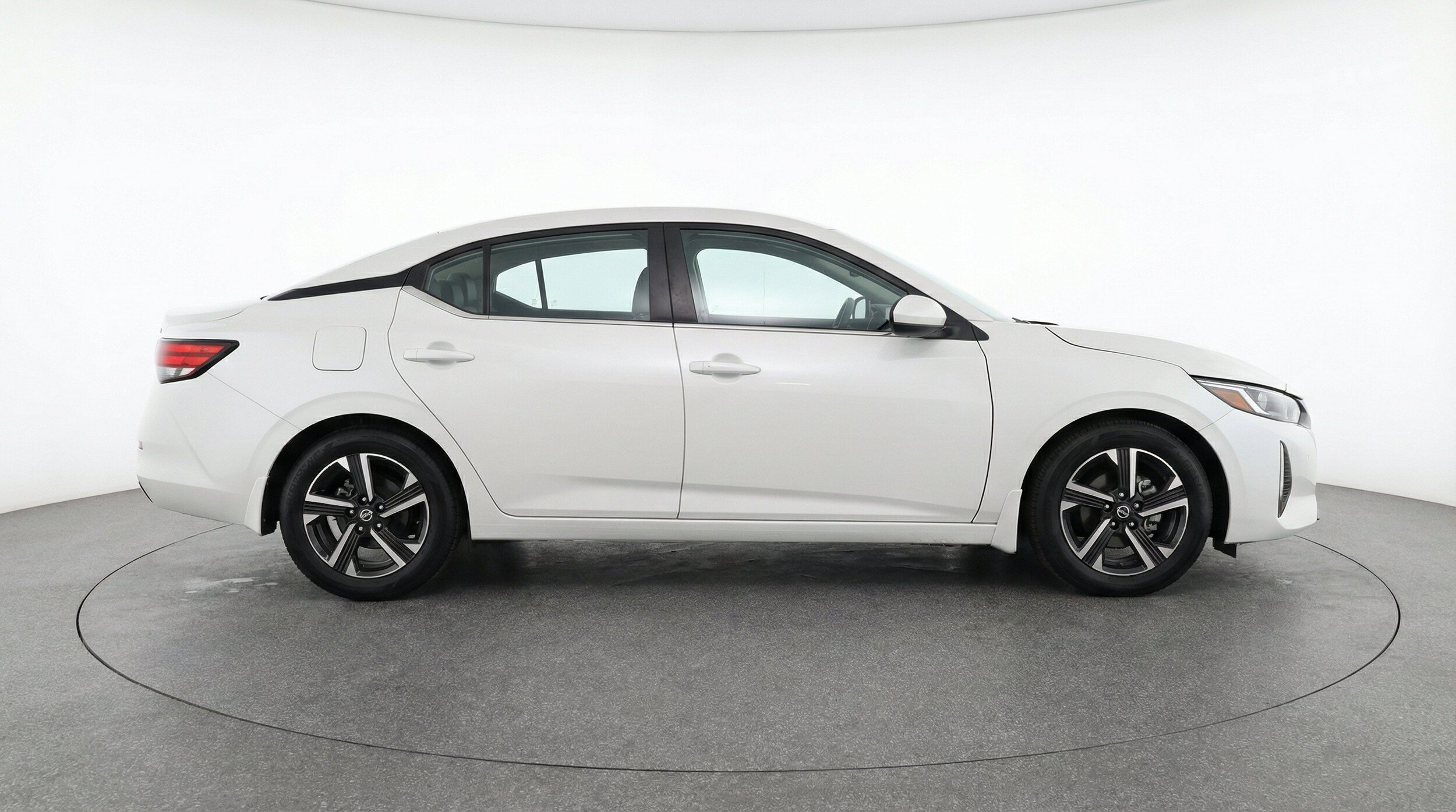 Thumbnail: 2025 Nissan Sentra - 11