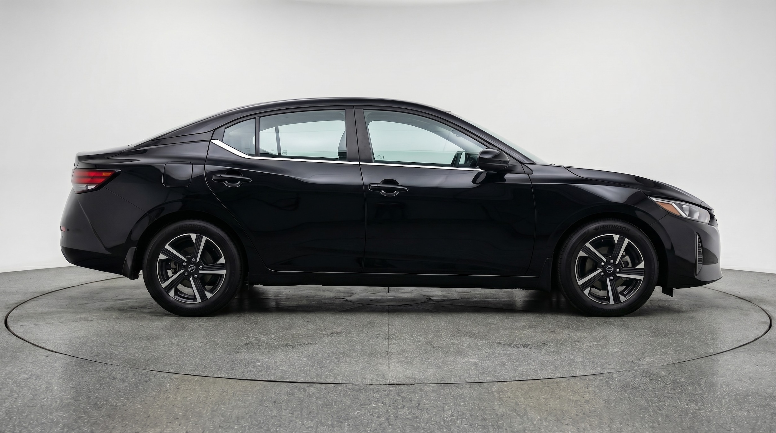 Thumbnail: 2025 Nissan Sentra - 8