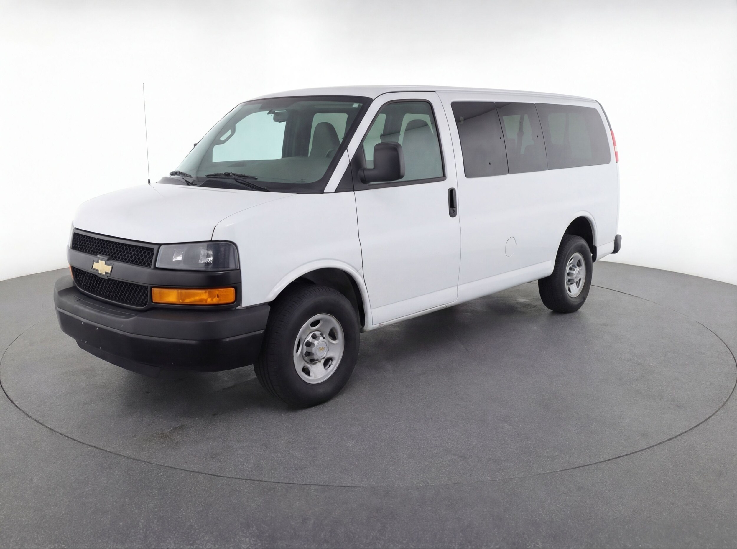 Thumbnail: 2025 Chevrolet Express - 3