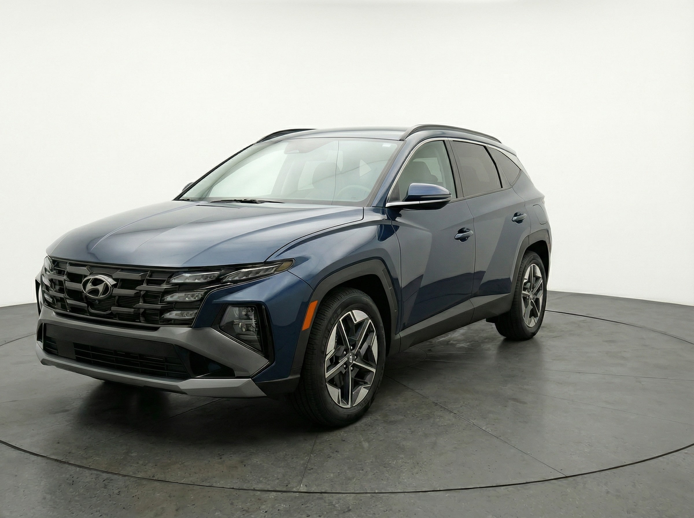 Thumbnail: 2025 Hyundai Tucson - 3