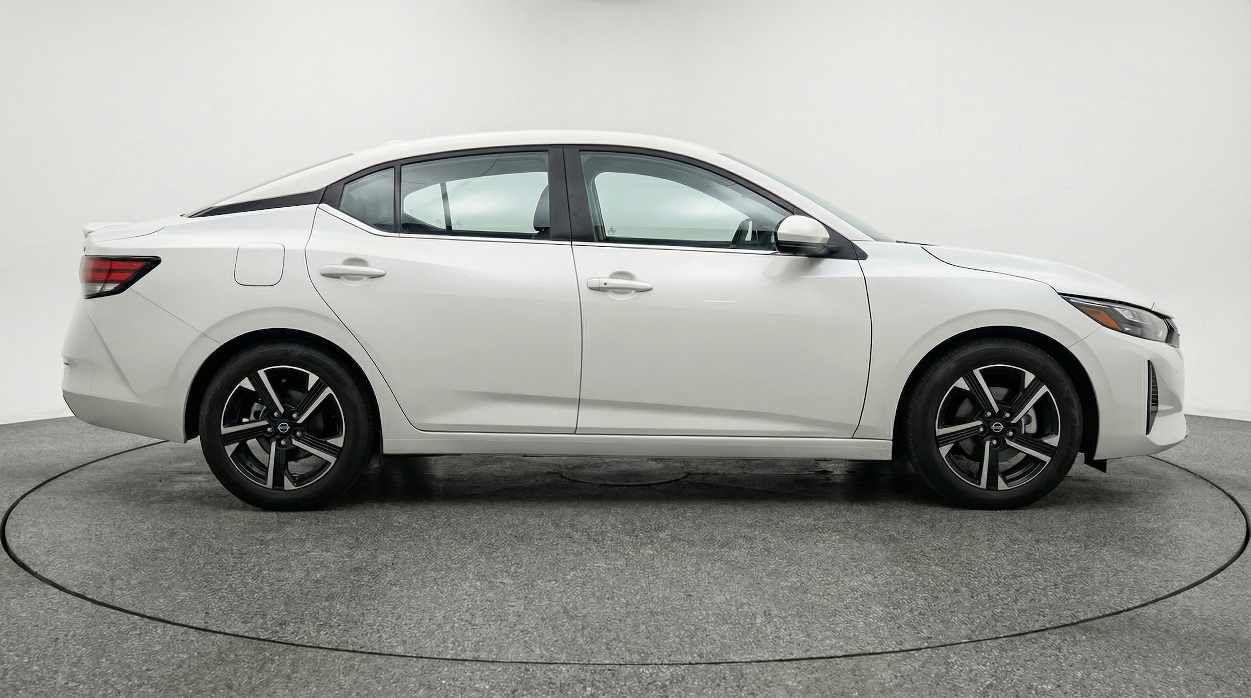 Thumbnail: 2025 Nissan Sentra - 8