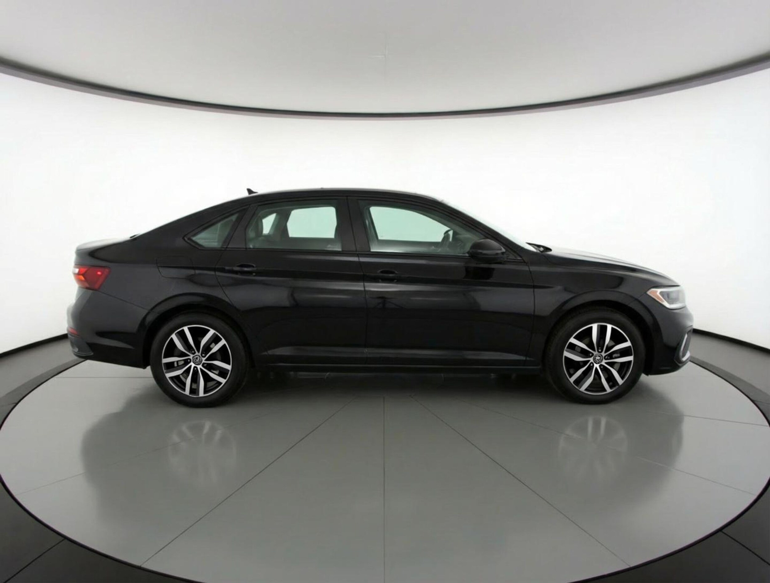 Thumbnail: 2025 Volkswagen Jetta - 8