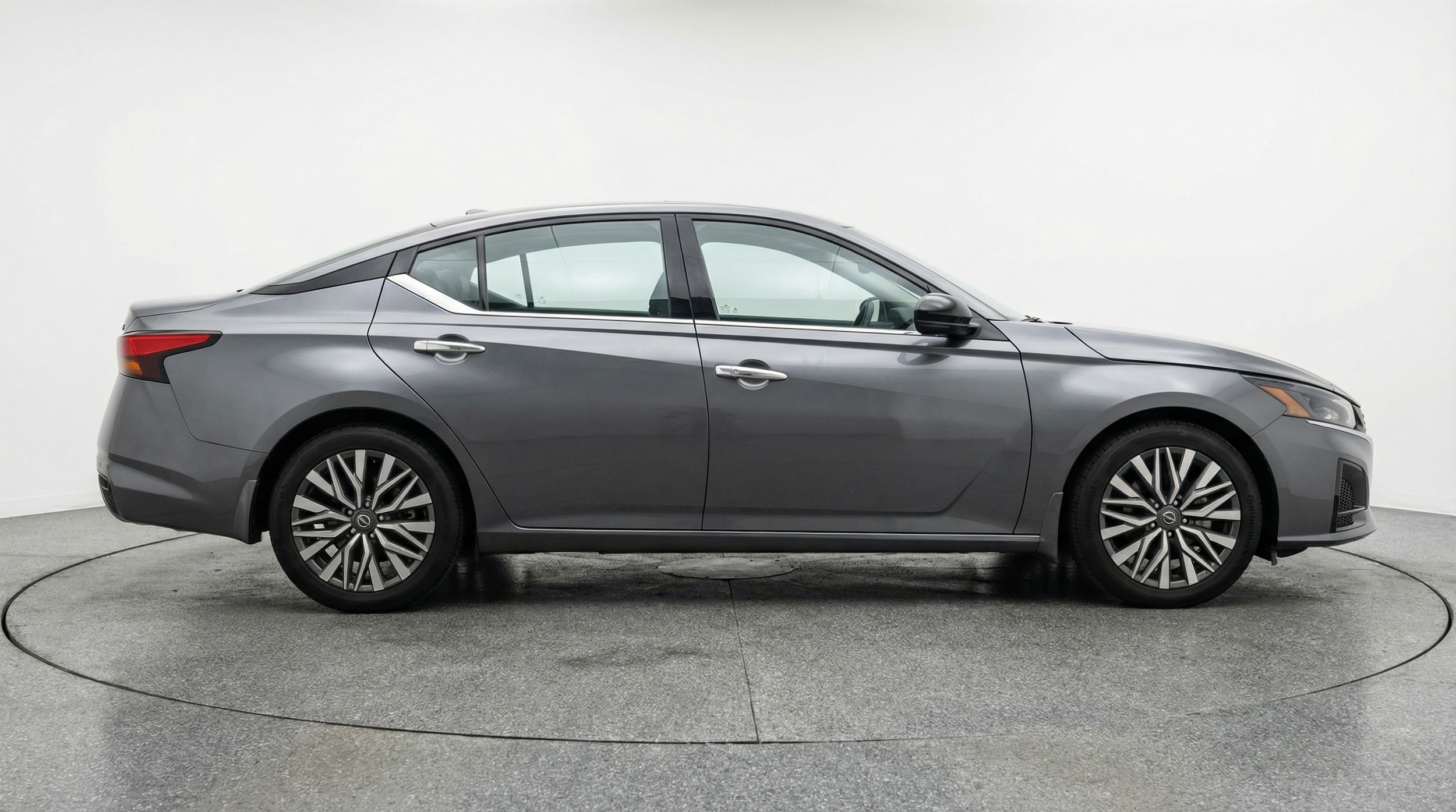 Thumbnail: 2025 Nissan Altima - 8