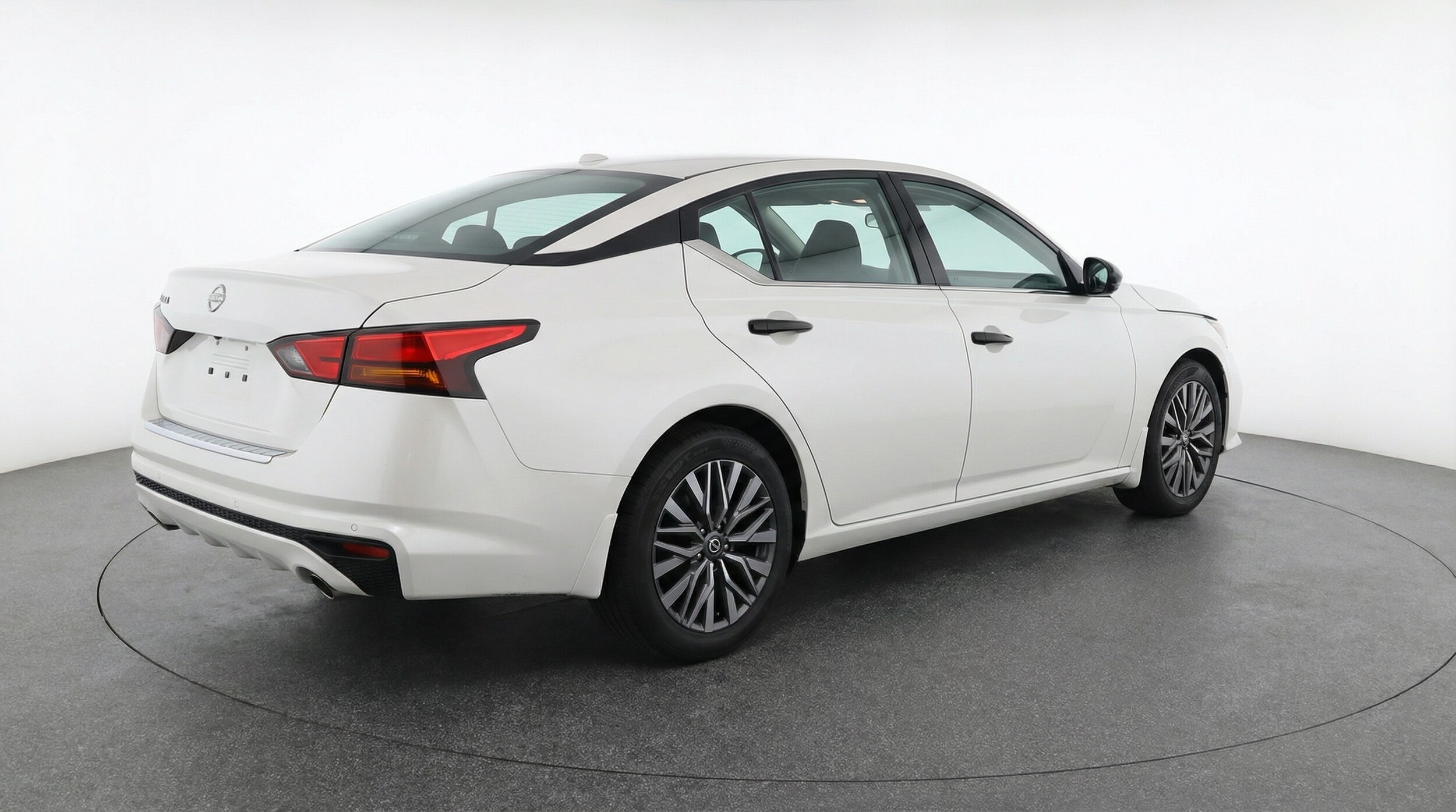 Thumbnail: 2025 Nissan Altima - 7