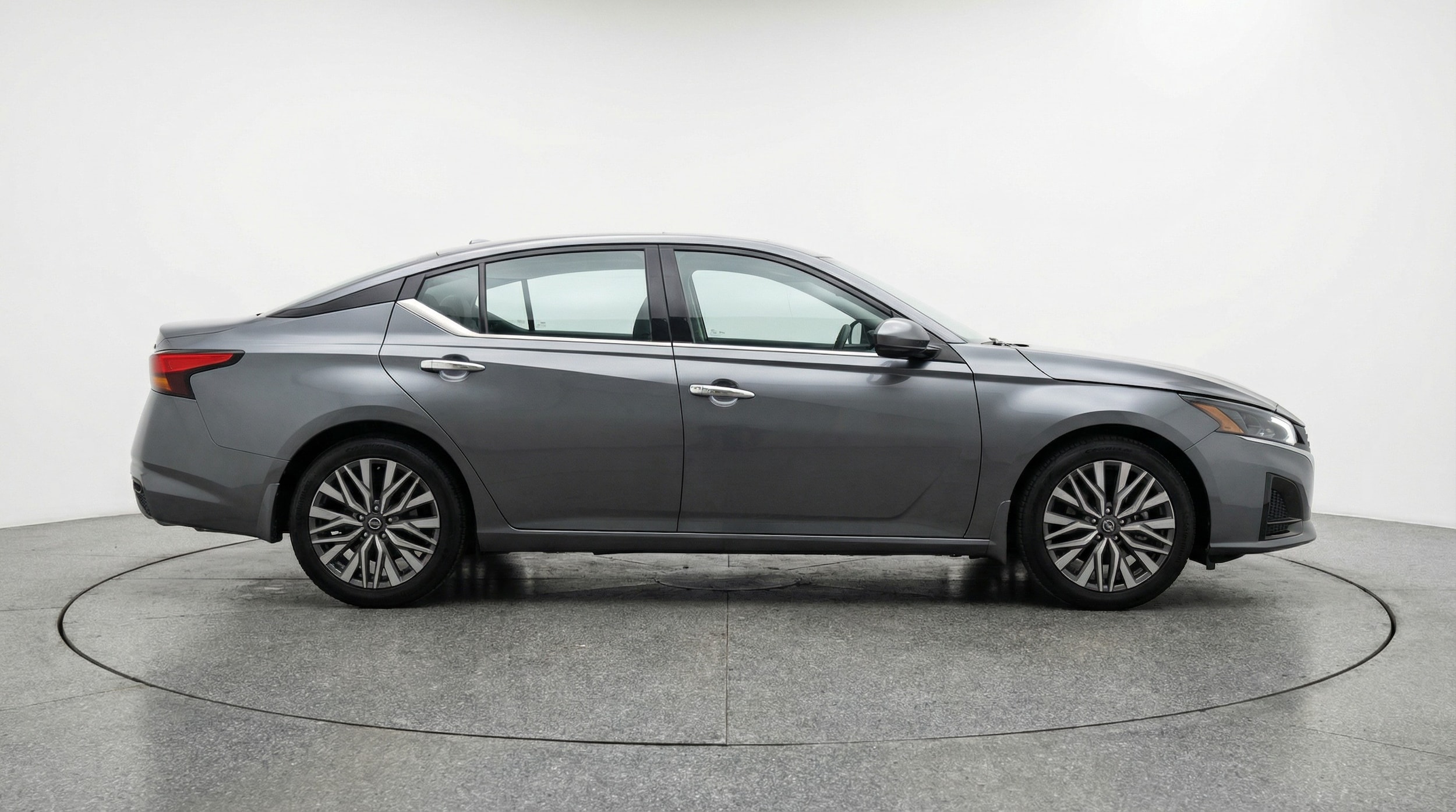 Thumbnail: 2025 Nissan Altima - 8