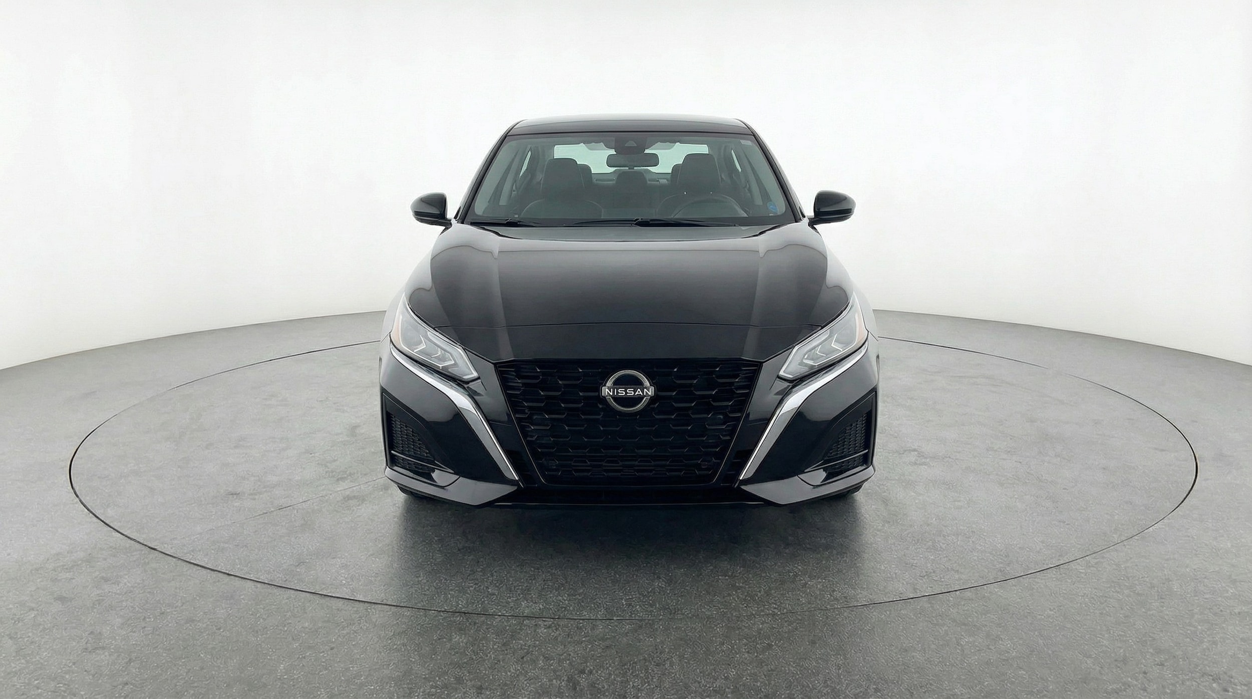 Thumbnail: 2025 Nissan Altima - 2