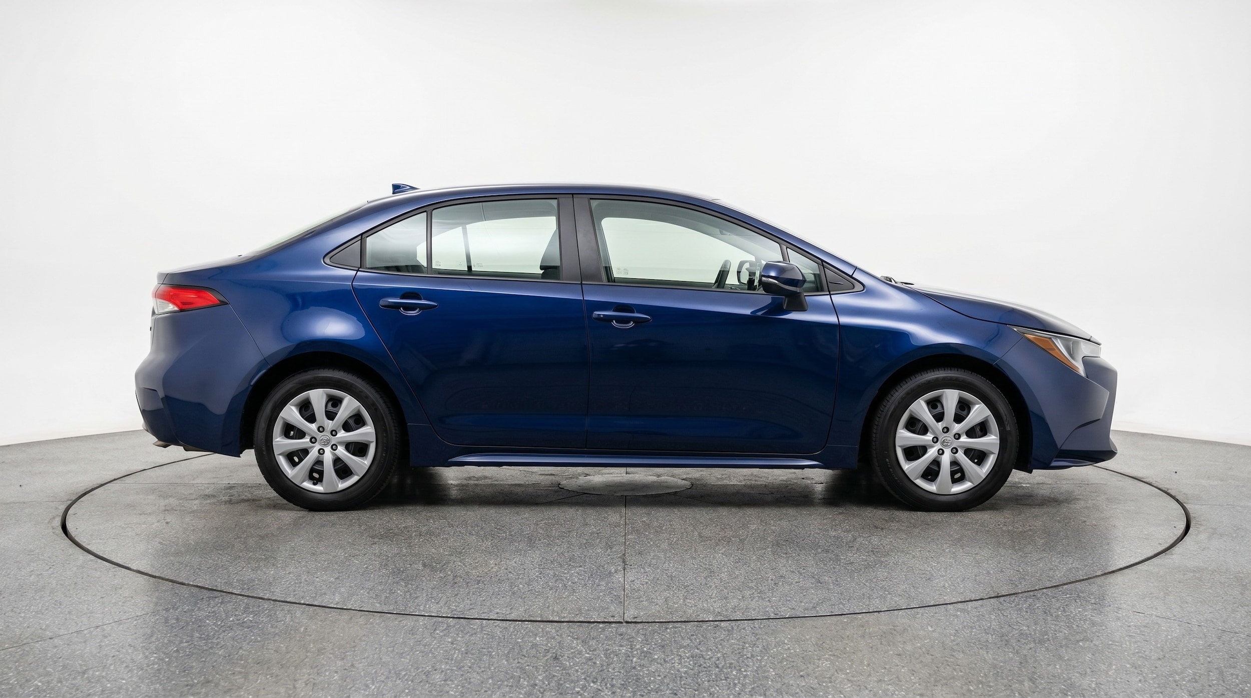 Thumbnail: 2025 Toyota Corolla - 8