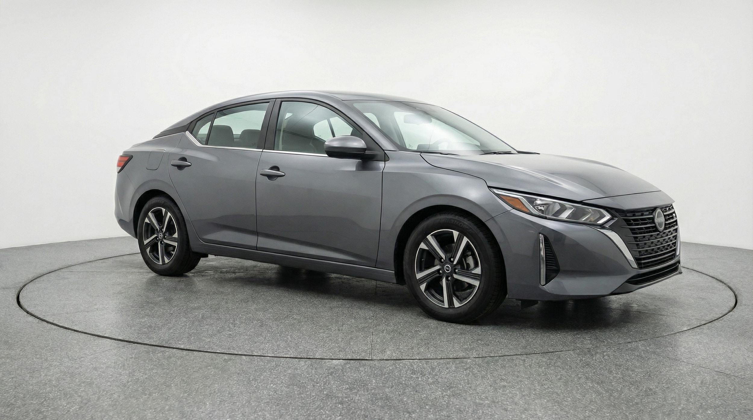 Thumbnail: 2025 Nissan Sentra - 1