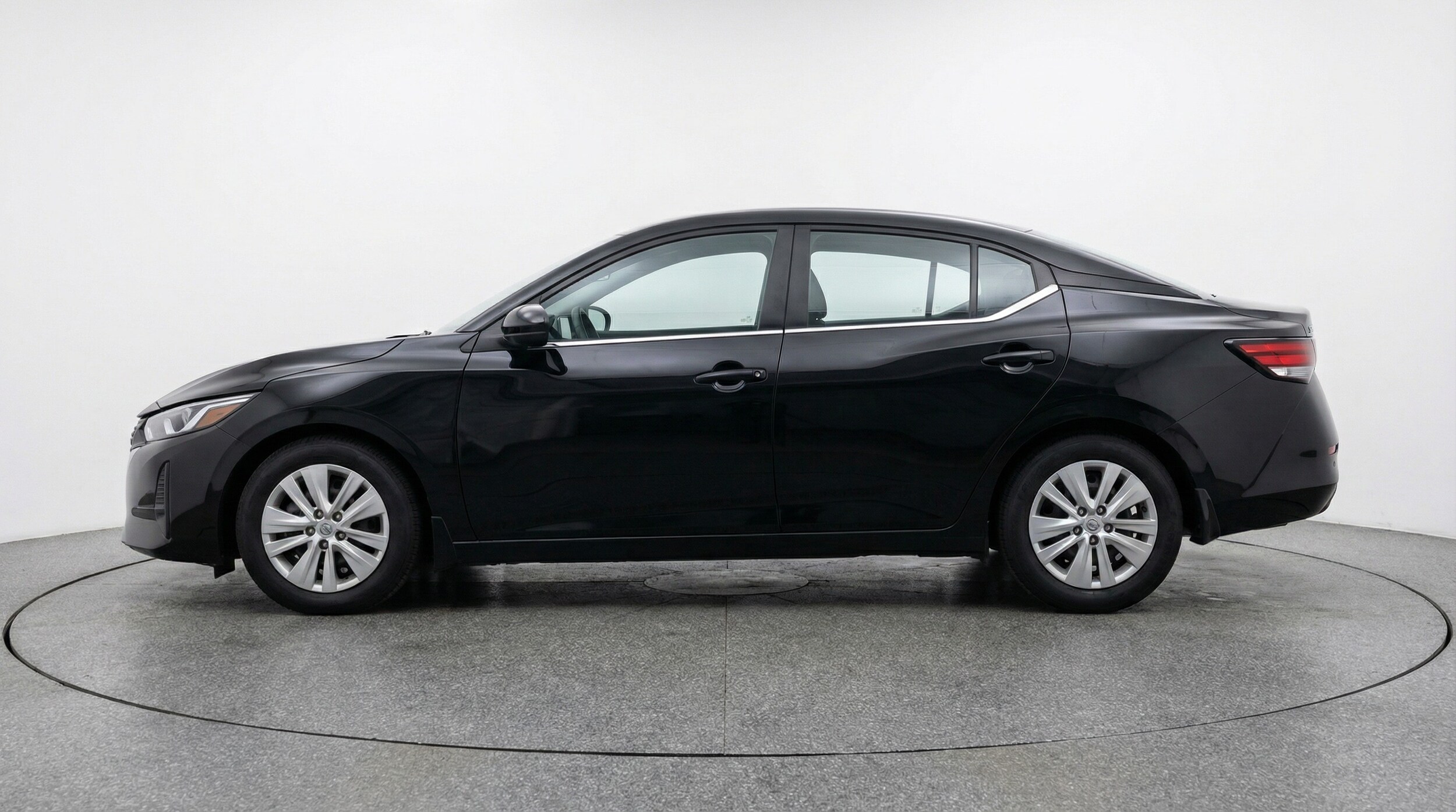 Thumbnail: 2025 Nissan Sentra - 4