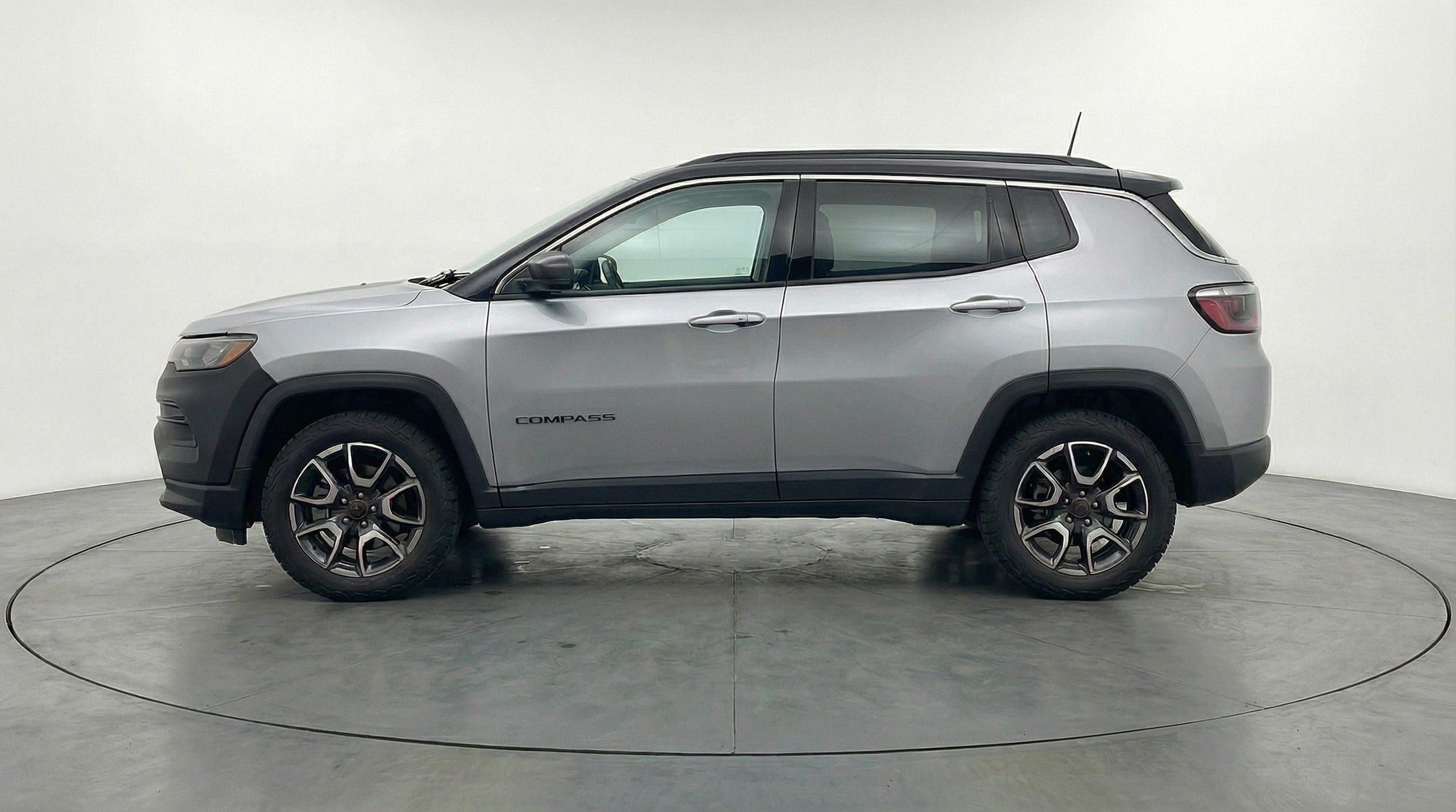 Thumbnail: 2025 Jeep Compass - 4