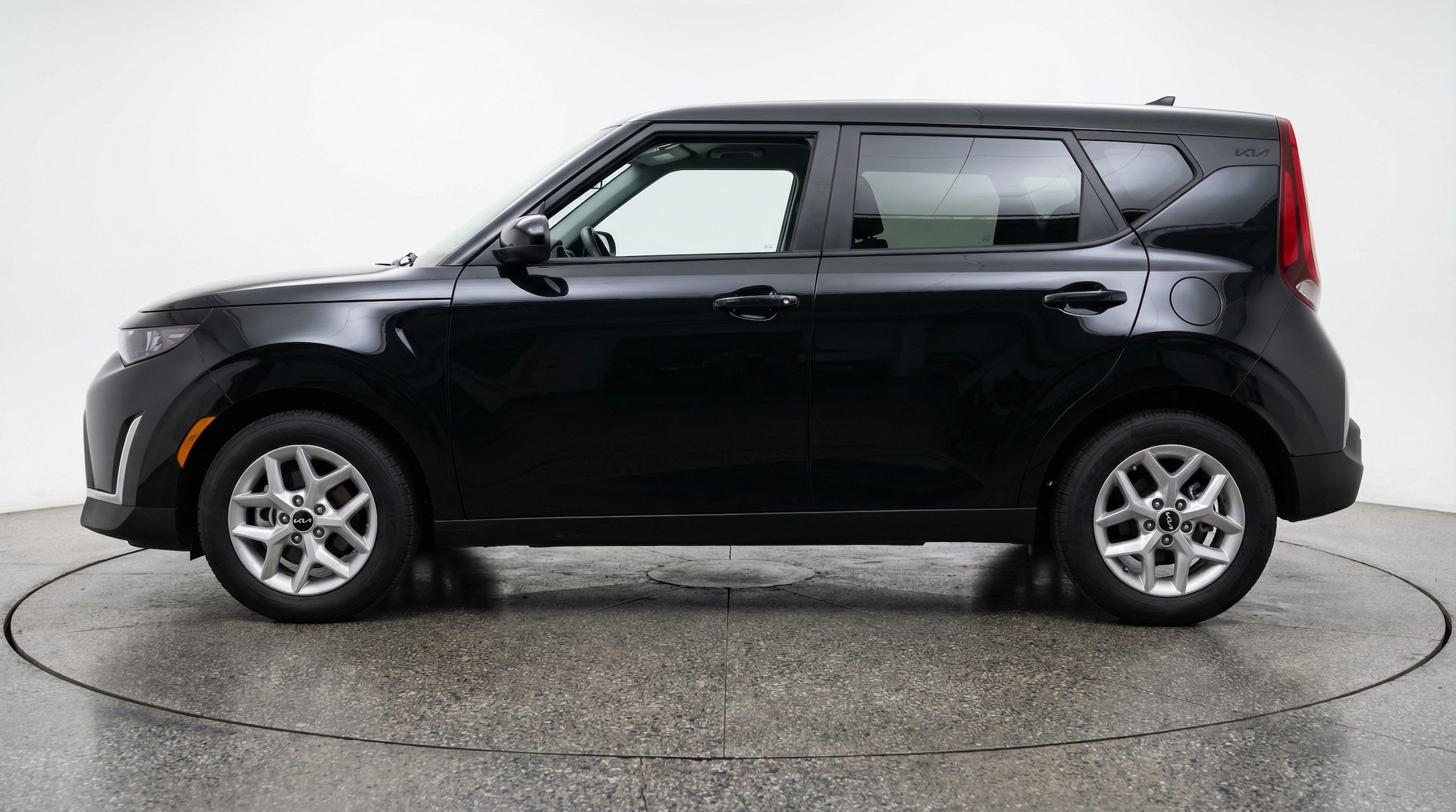 Thumbnail: 2025 Kia Soul - 4