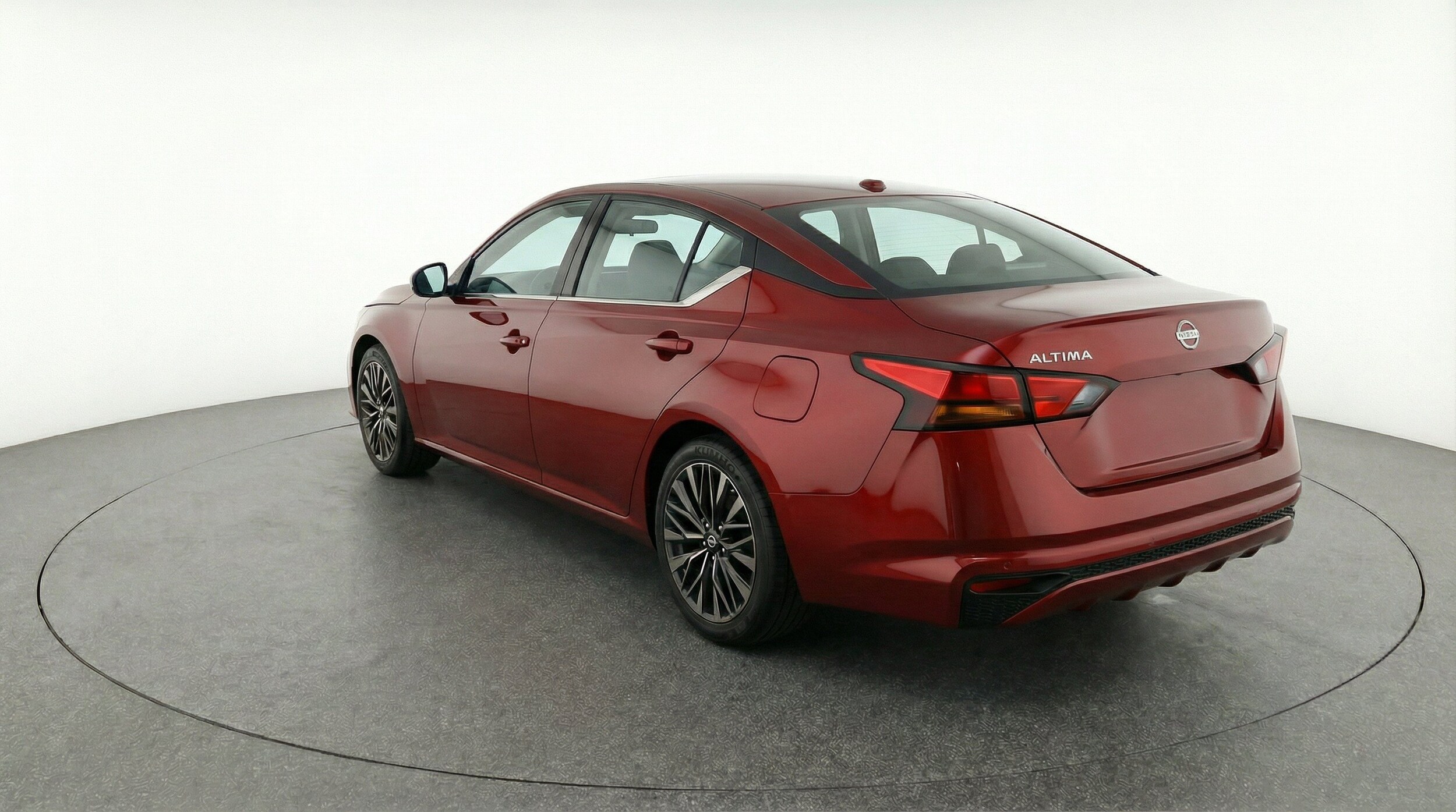 Thumbnail: 2025 Nissan Altima - 6