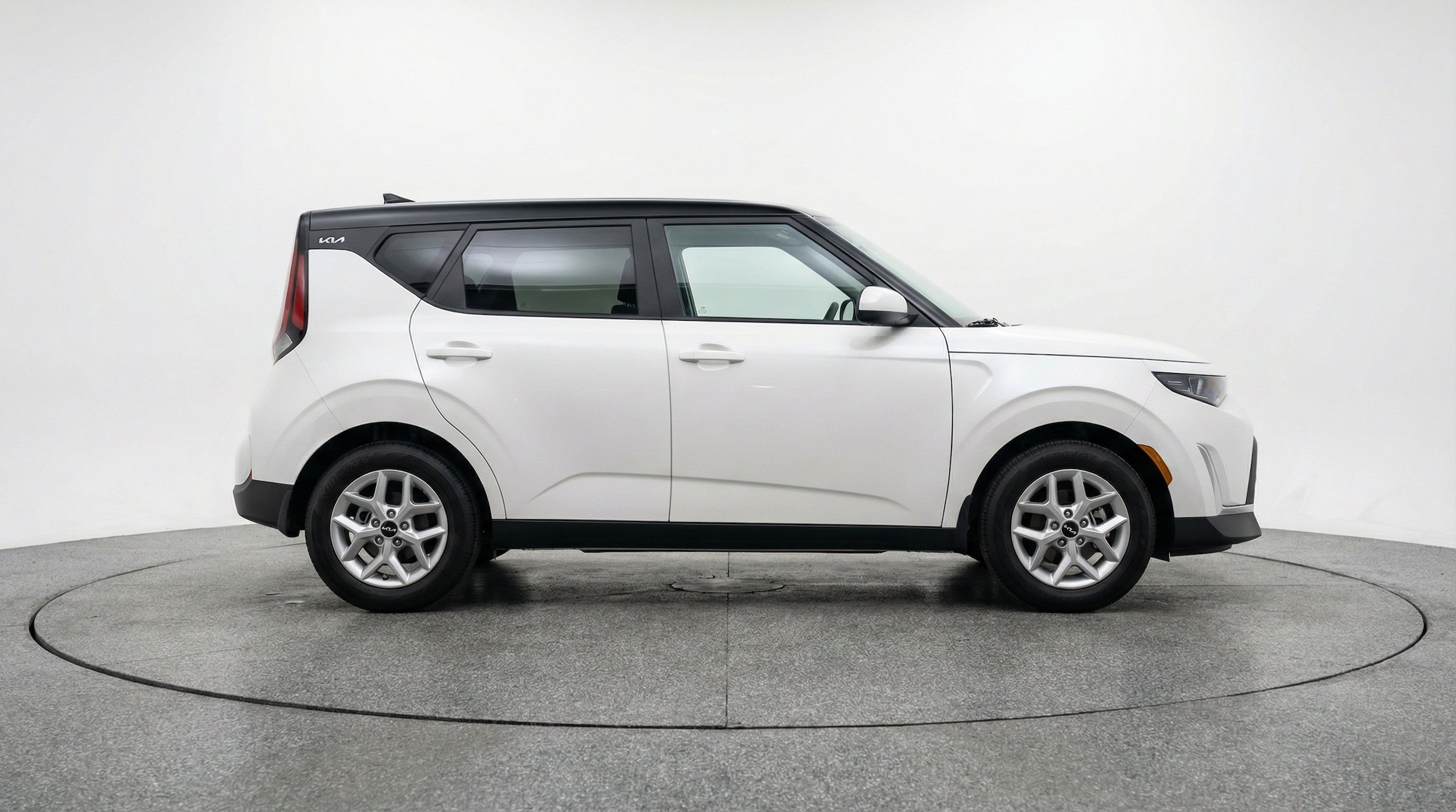 Thumbnail: 2025 Kia Soul - 9