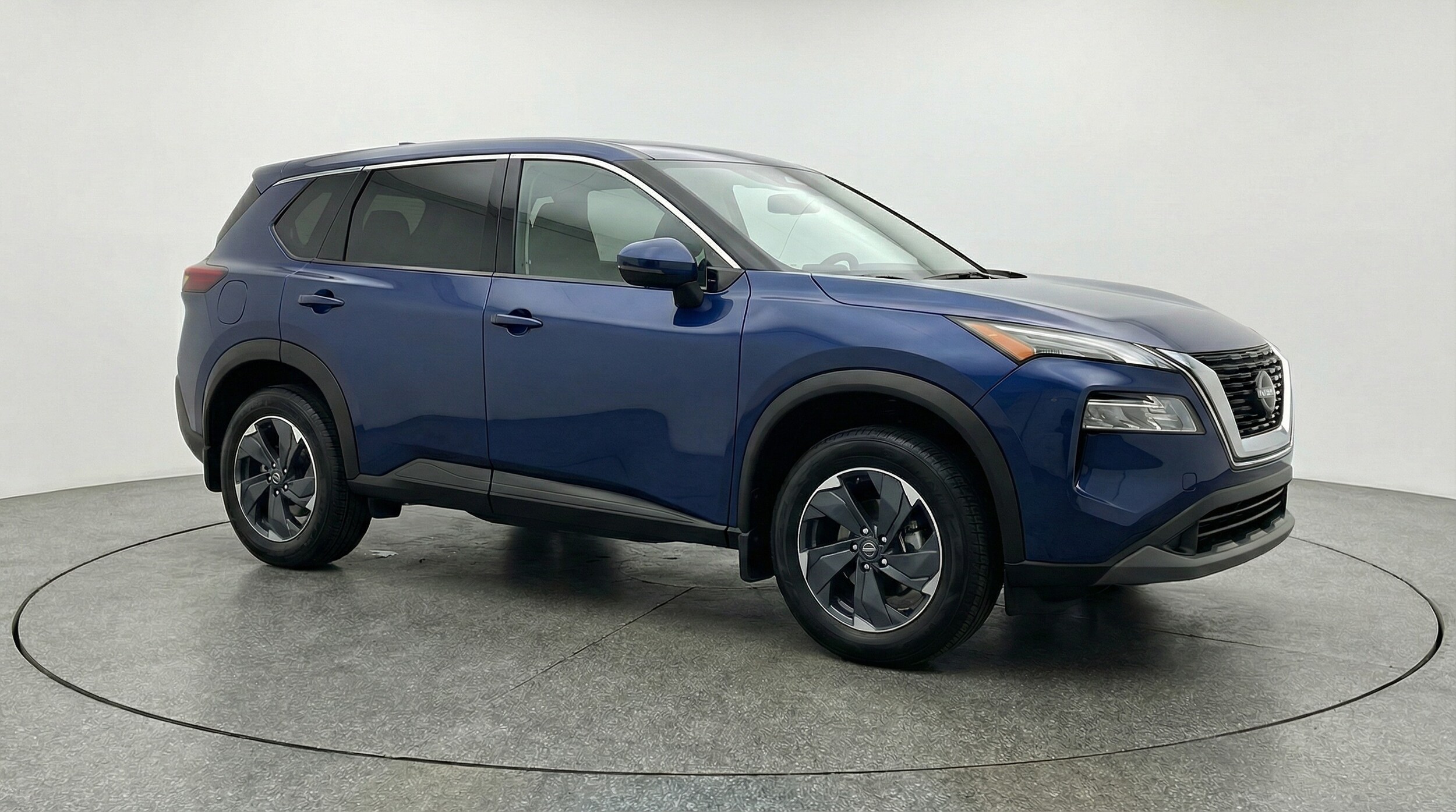 Thumbnail: 2025 Nissan Rogue - 1