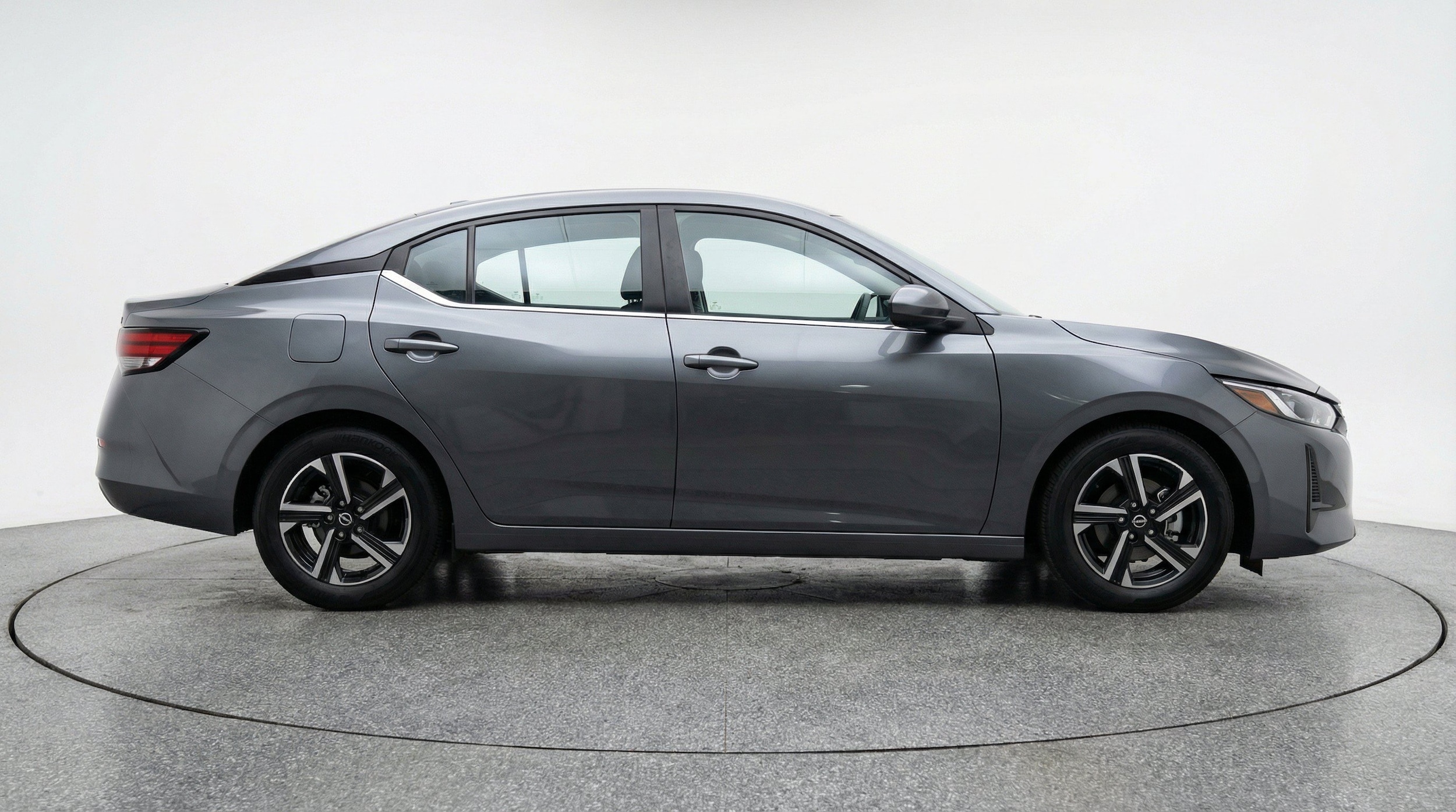 Thumbnail: 2025 Nissan Sentra - 11