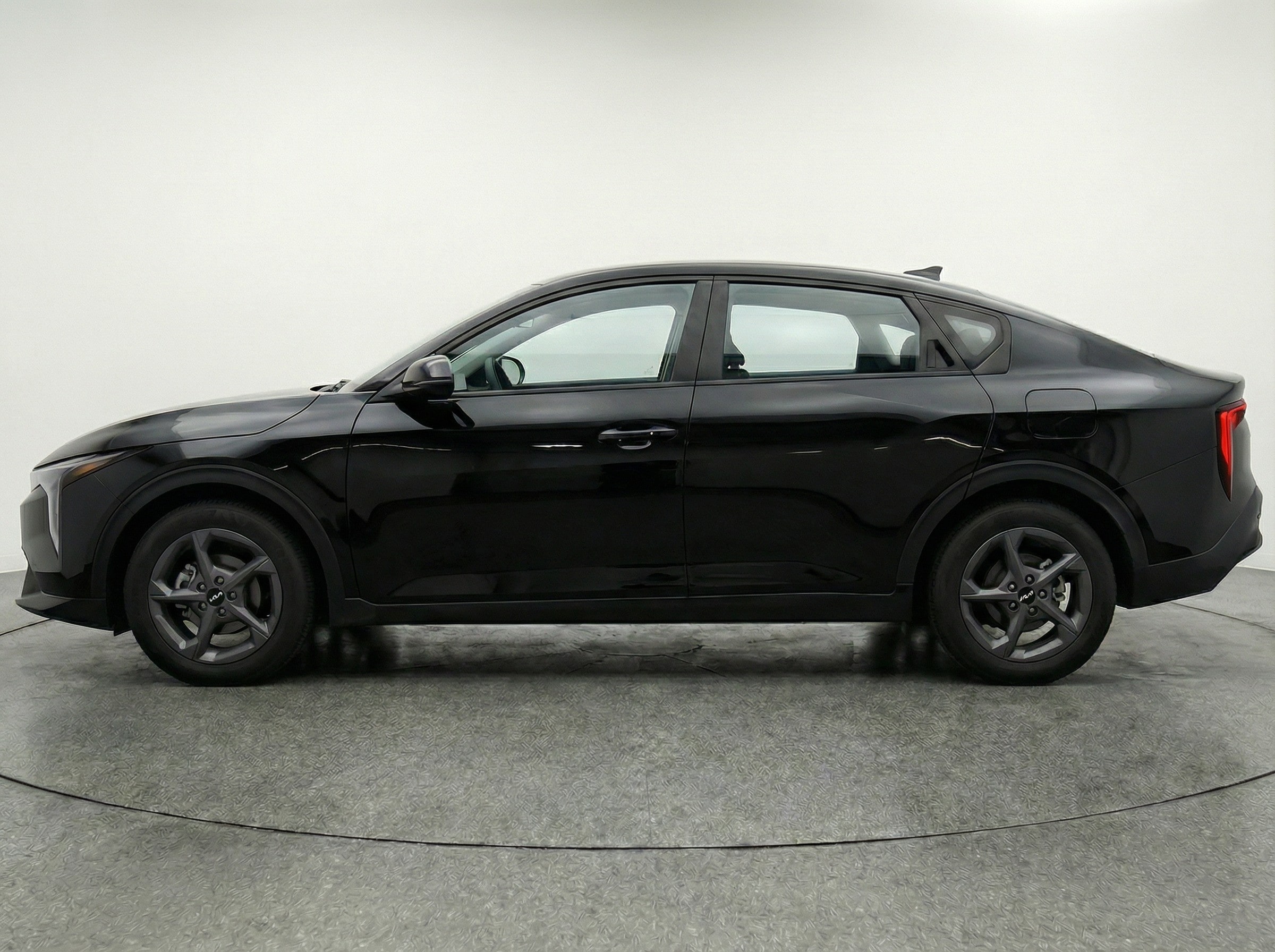 Thumbnail: 2025 Kia K4 - 4