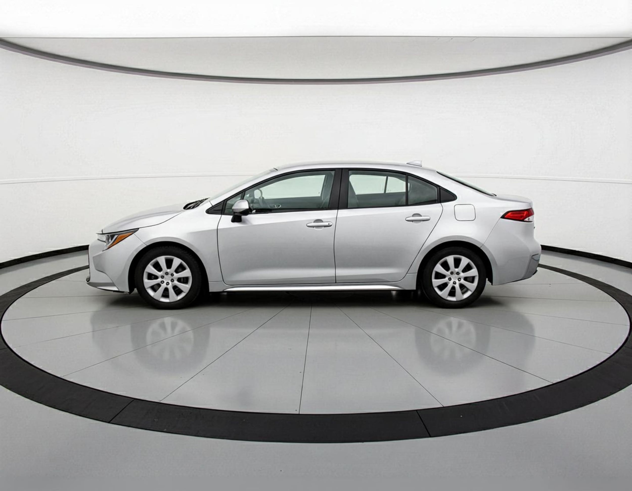 Thumbnail: 2025 Toyota Corolla - 4