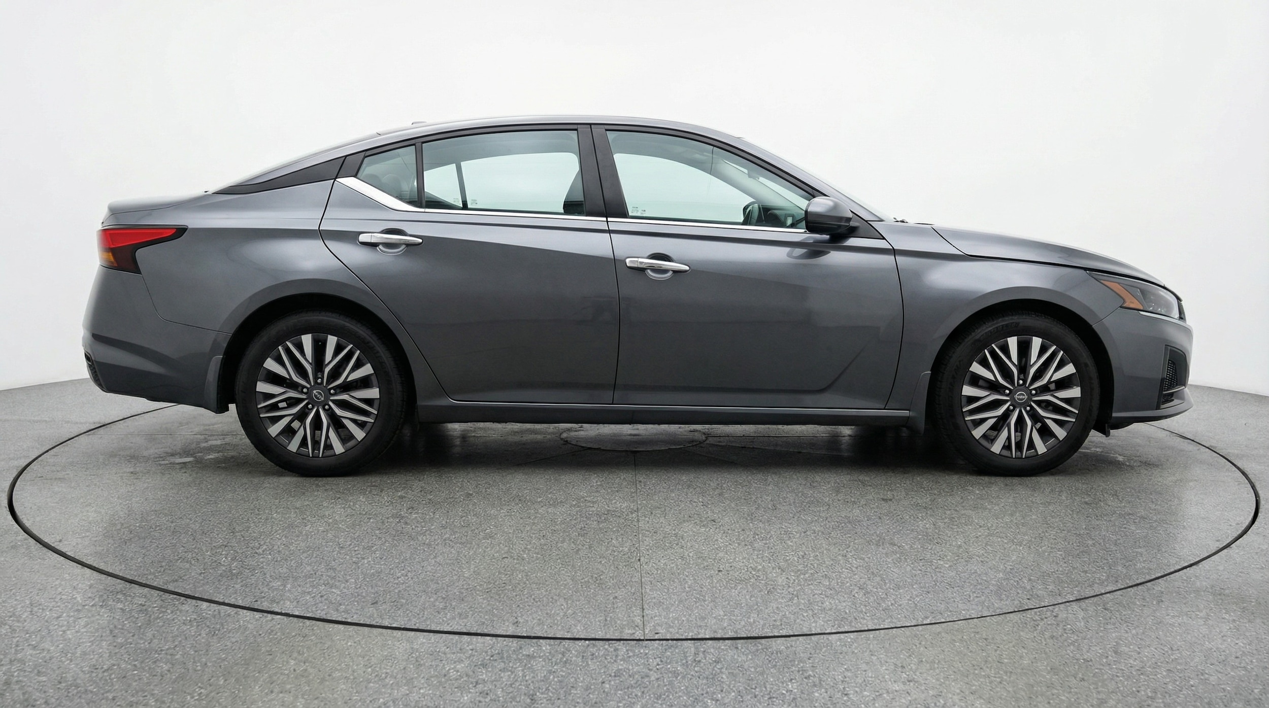 Thumbnail: 2025 Nissan Altima - 8