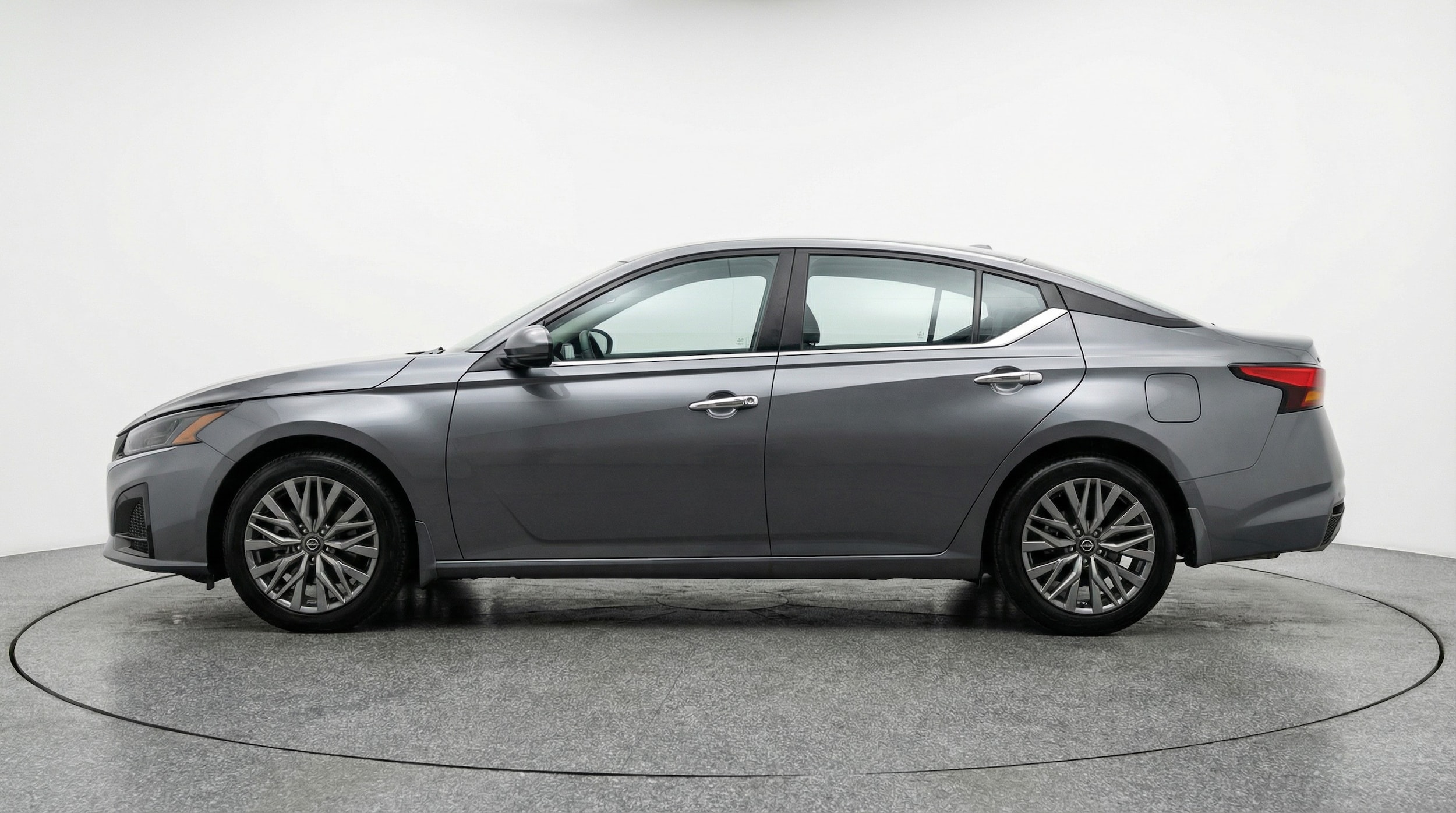Thumbnail: 2025 Nissan Altima - 4
