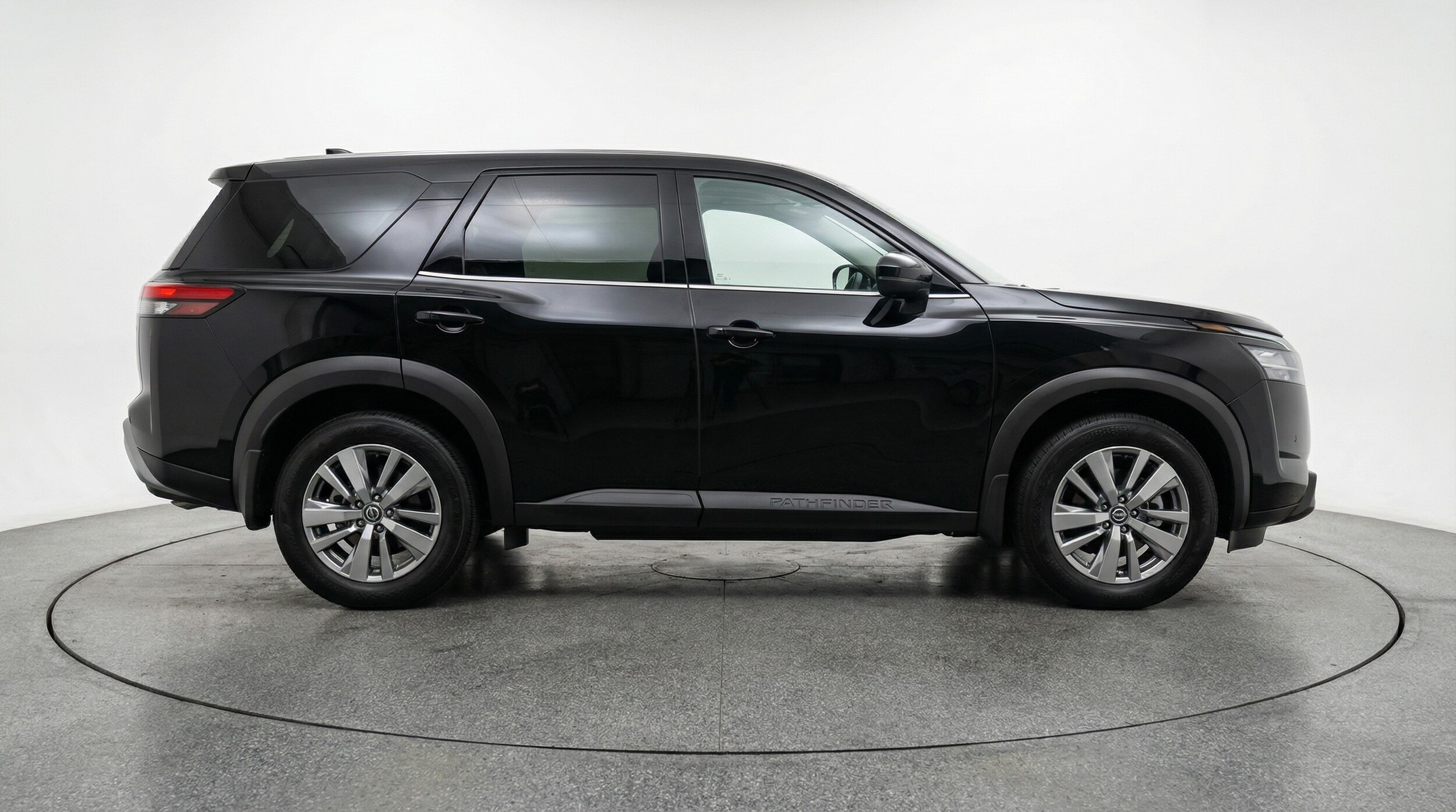 Thumbnail: 2025 Nissan Pathfinder - 8