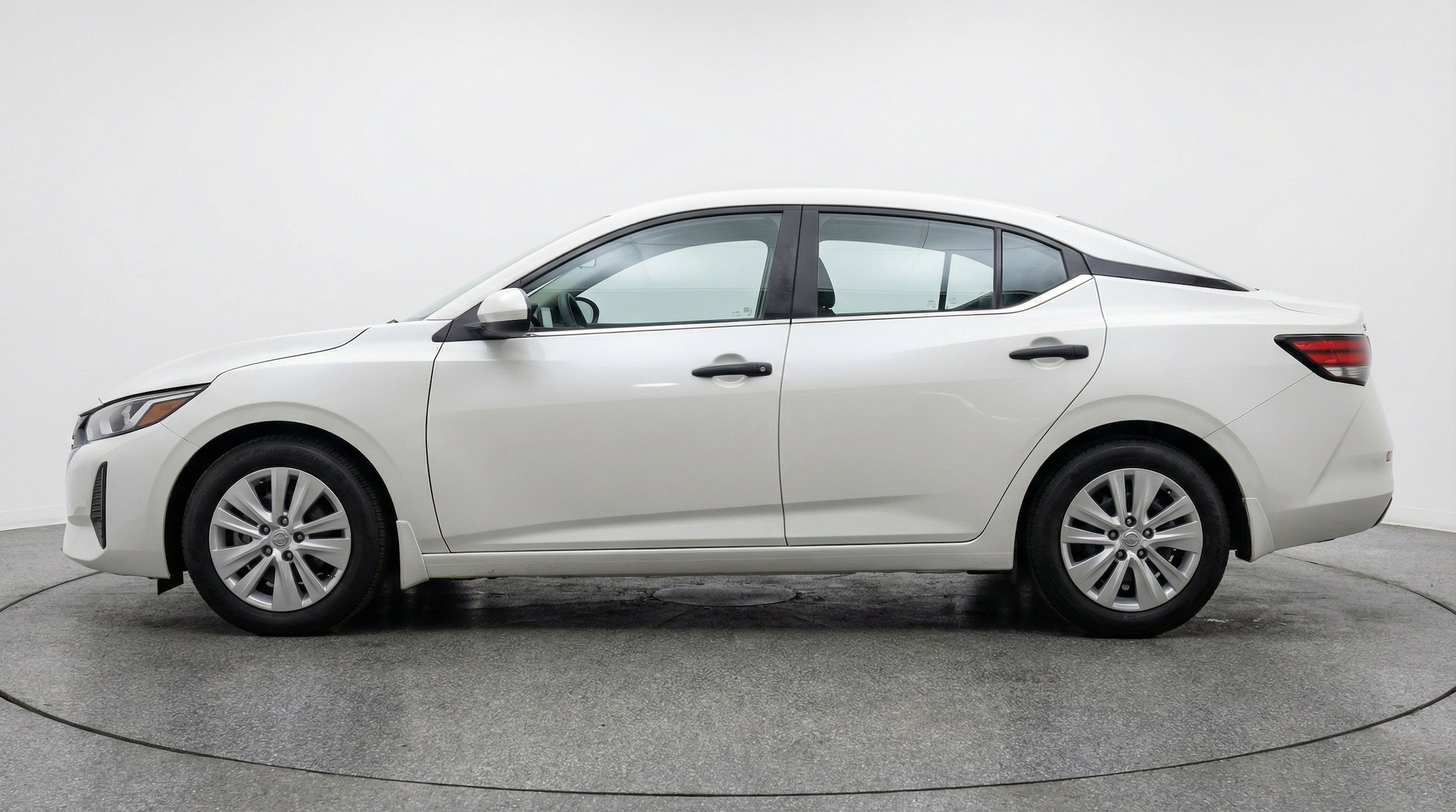 Thumbnail: 2025 Nissan Sentra - 5
