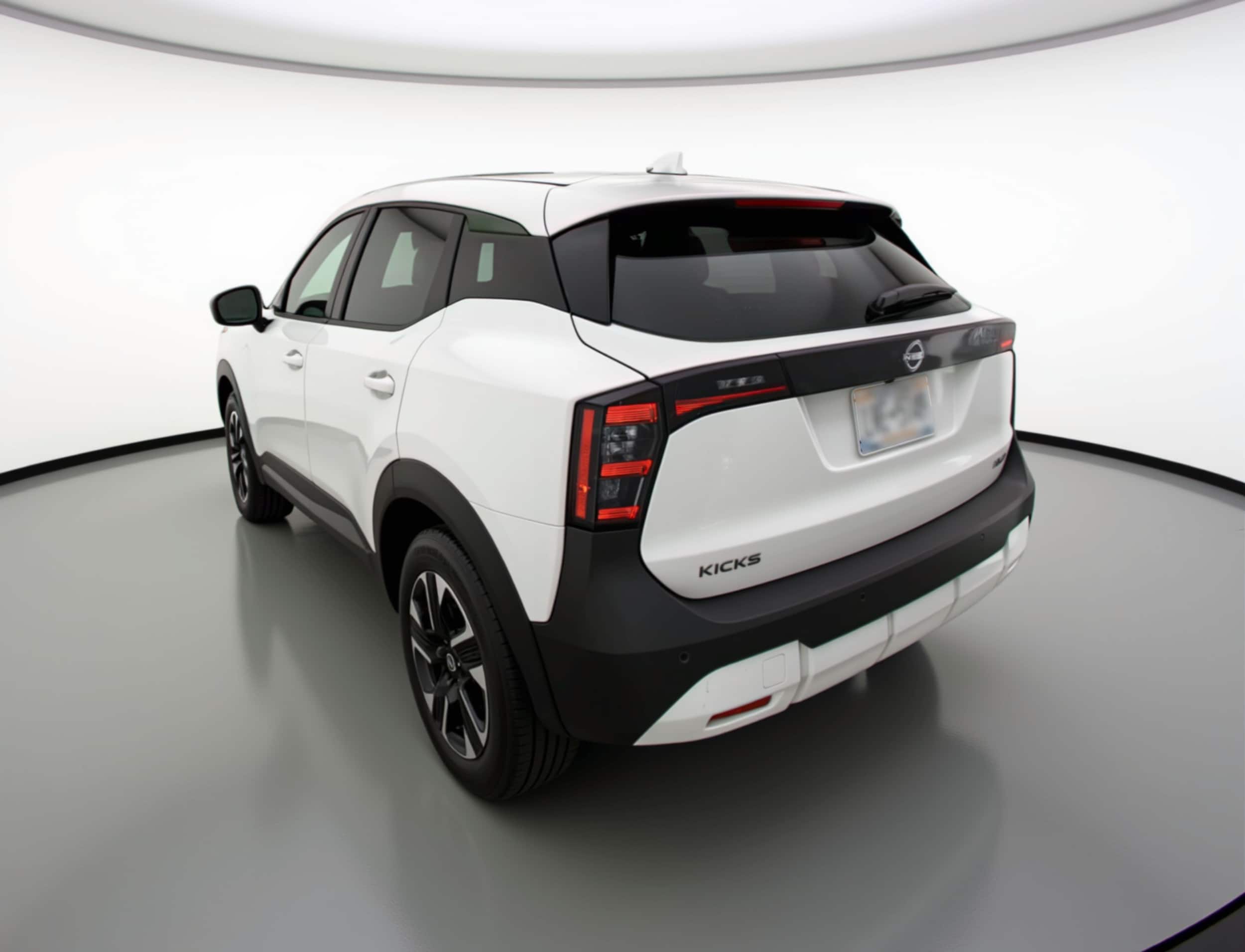 Thumbnail: 2025 Nissan Kicks - 5