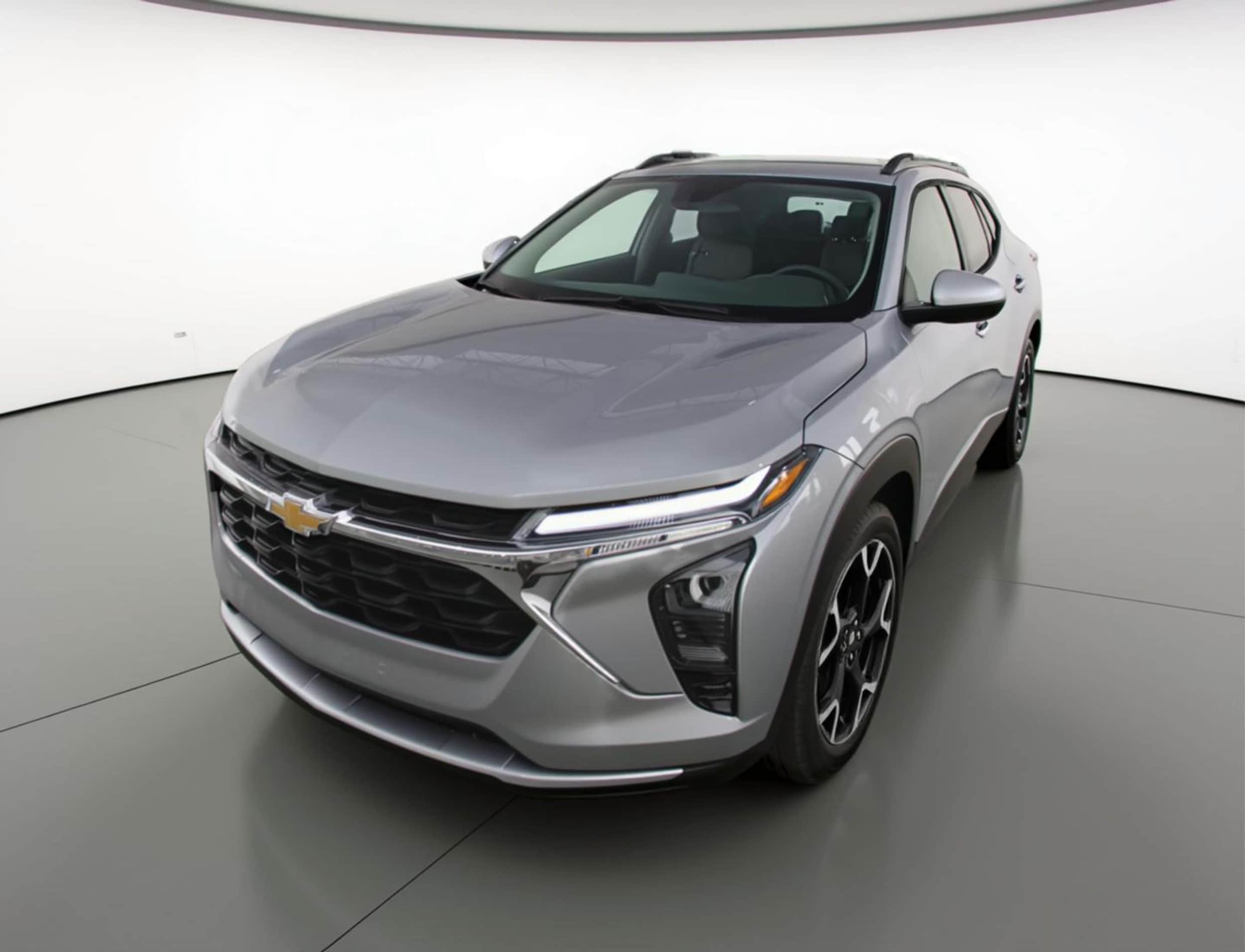 Thumbnail: 2025 Chevrolet Trax - 3