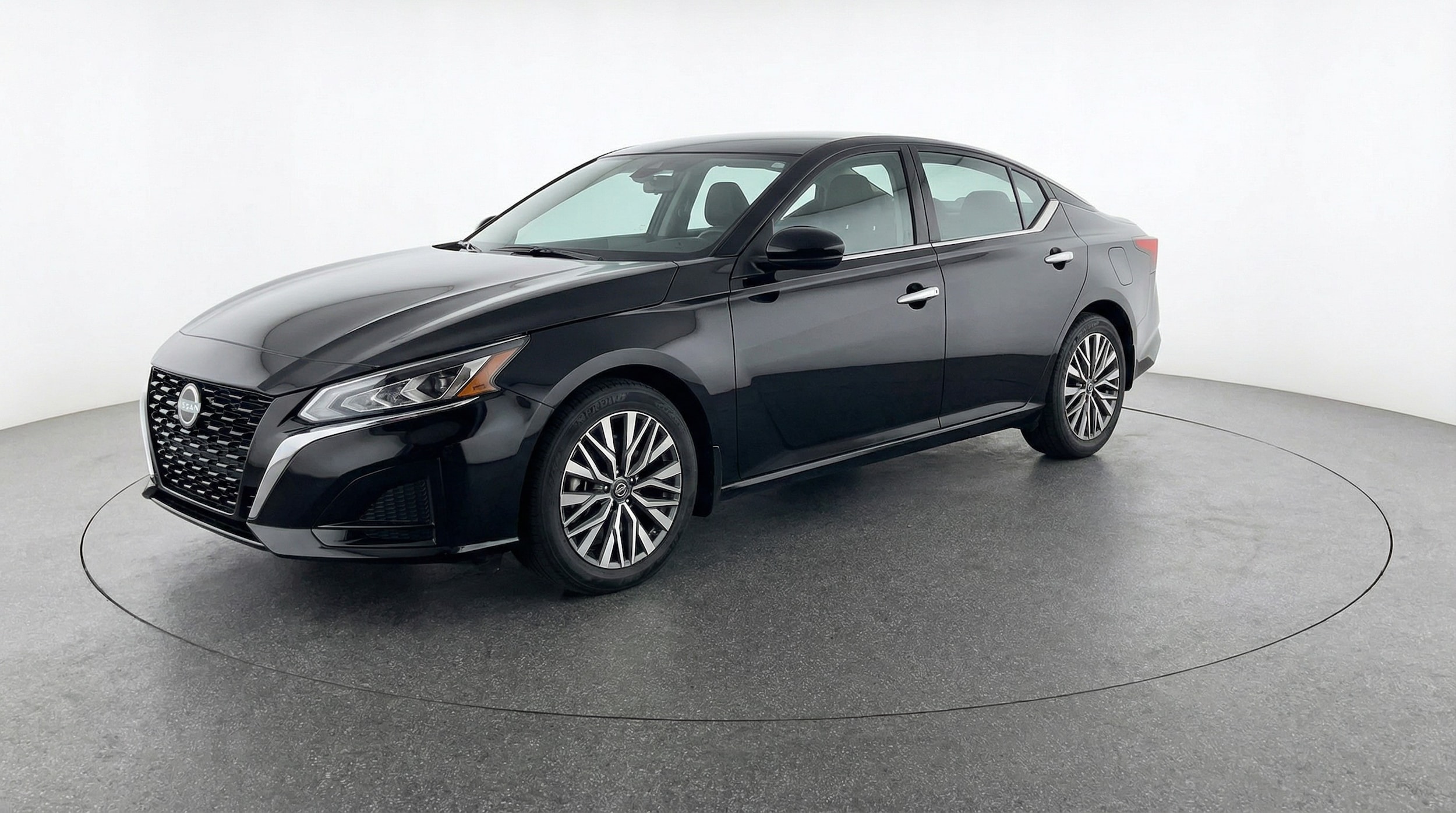 Thumbnail: 2025 Nissan Altima - 3