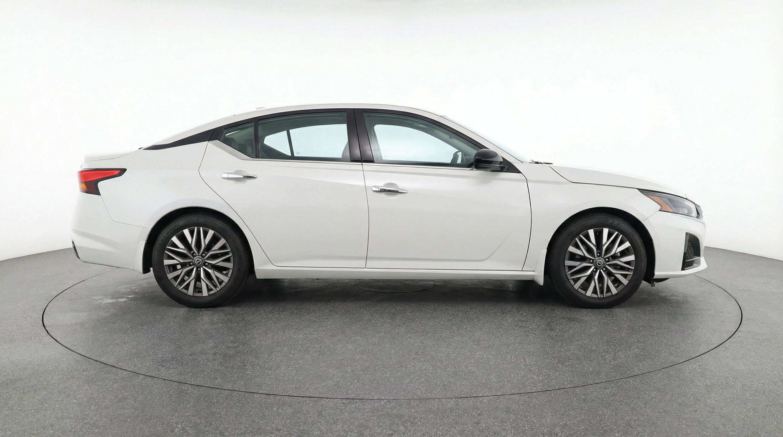 Thumbnail: 2025 Nissan Altima - 11
