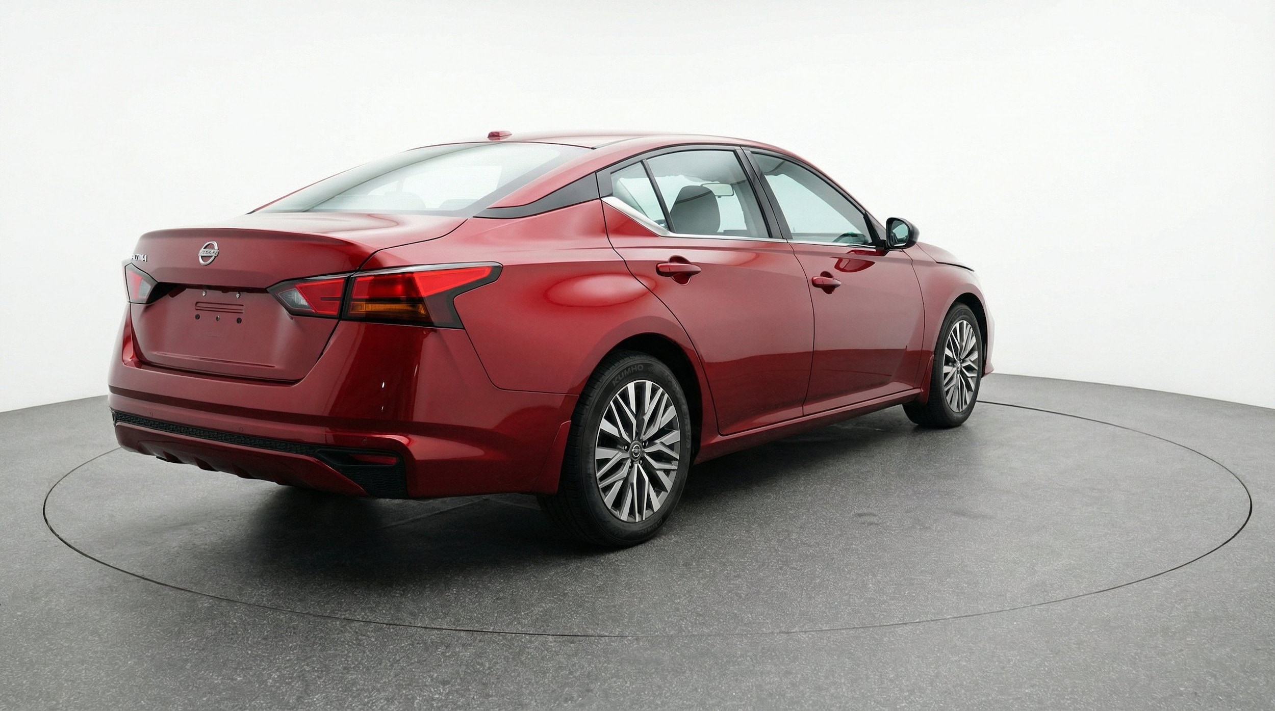 Thumbnail: 2025 Nissan Altima - 9